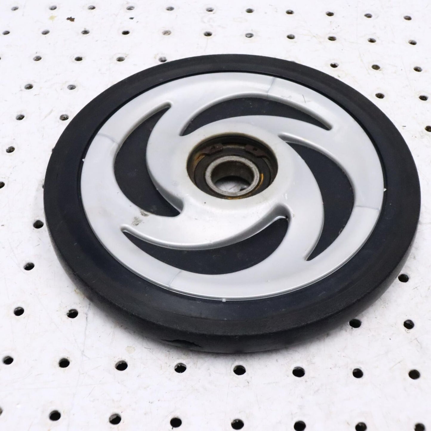 2008 POLARIS SWITCHBACK TURBO TRACK WHEEL IDLER GUIDE 1590388-244 7.25" O.D.