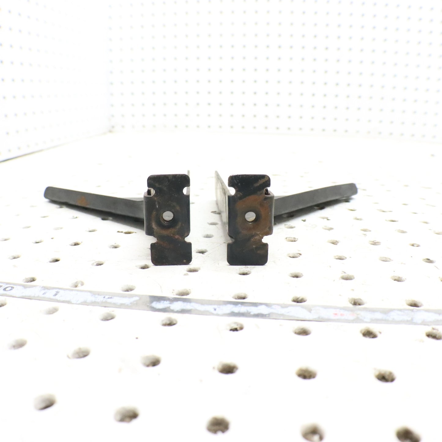 1995 Polaris Xplorer 400 Rear Rack Mount 1040524-067 1040525-067