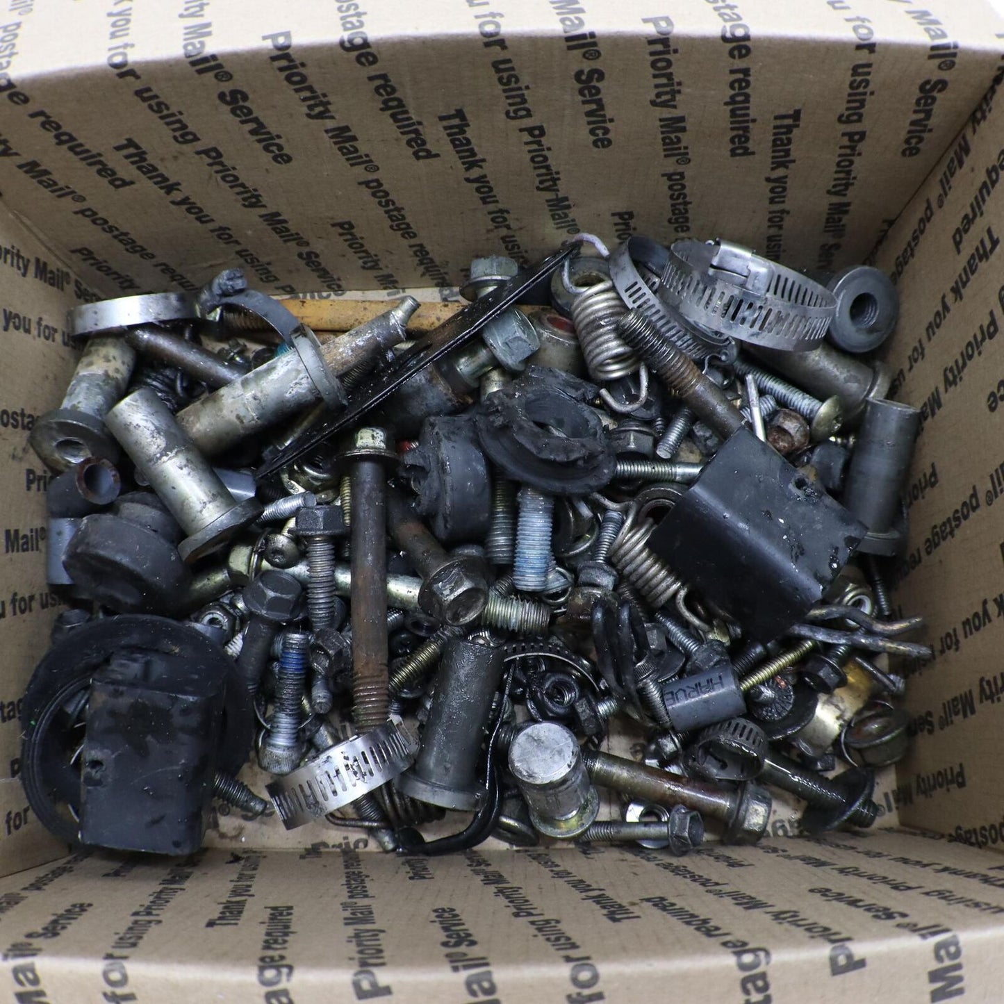 2011 ARCTIC CAT M8 MISCELLANEOUS BOLTS HARDWARE