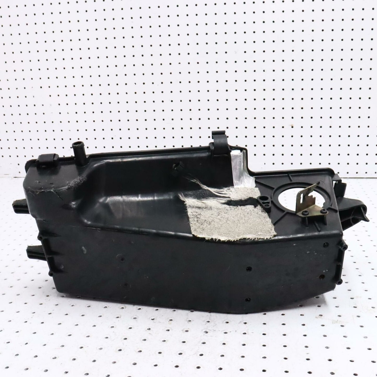 2006 POLARIS SWITCHBACK PLENUM-INTAKE,LOWER FST 5435592