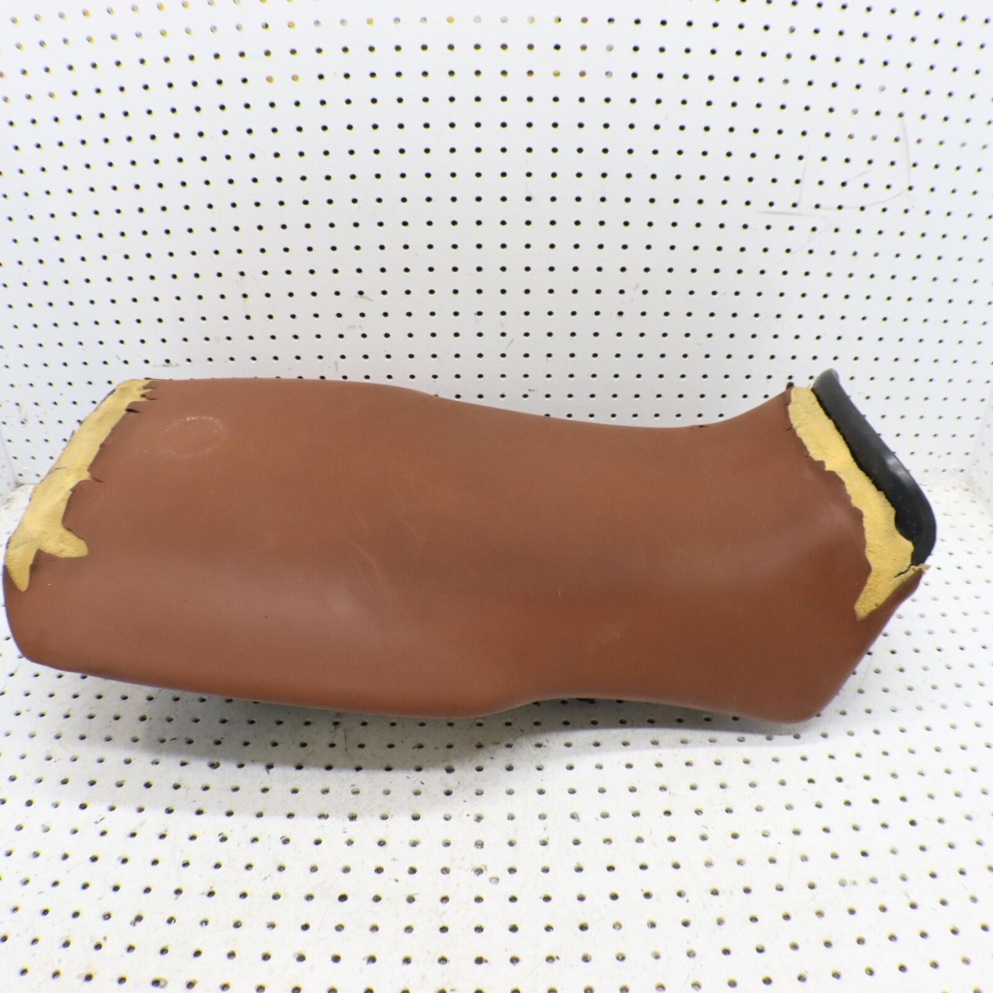 1998 POLARIS XPLORER 400L SEAT SADDLE 2682360-218 2683222-070 2681747-218