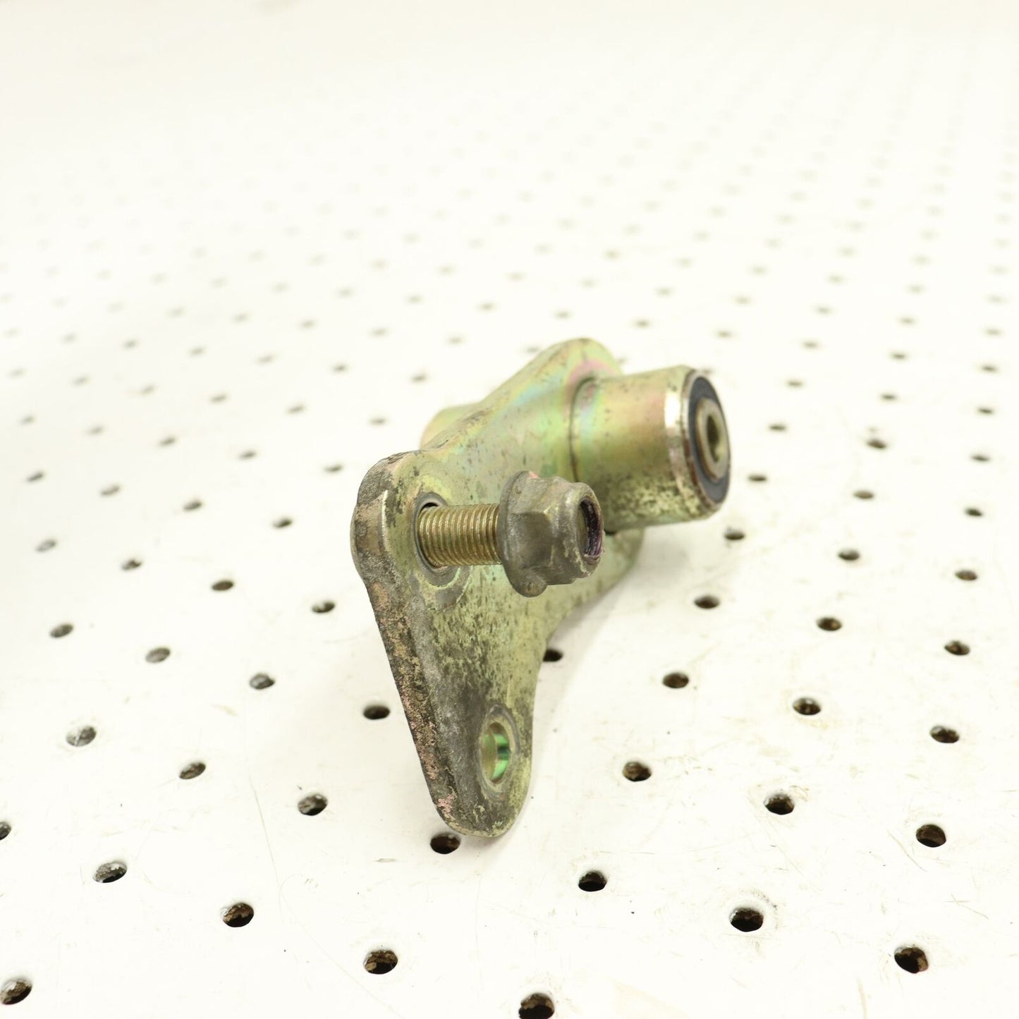 2006 POLARIS FUSION 600 STEERING IDLER ARM 1821419