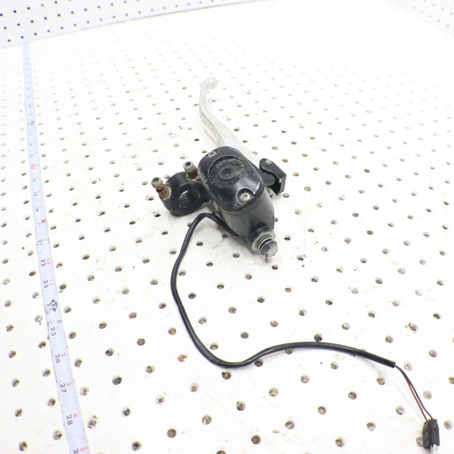 2009 Polaris Sportsman Xp 850 Hand Brake Master Cylinder 2203051 2010440