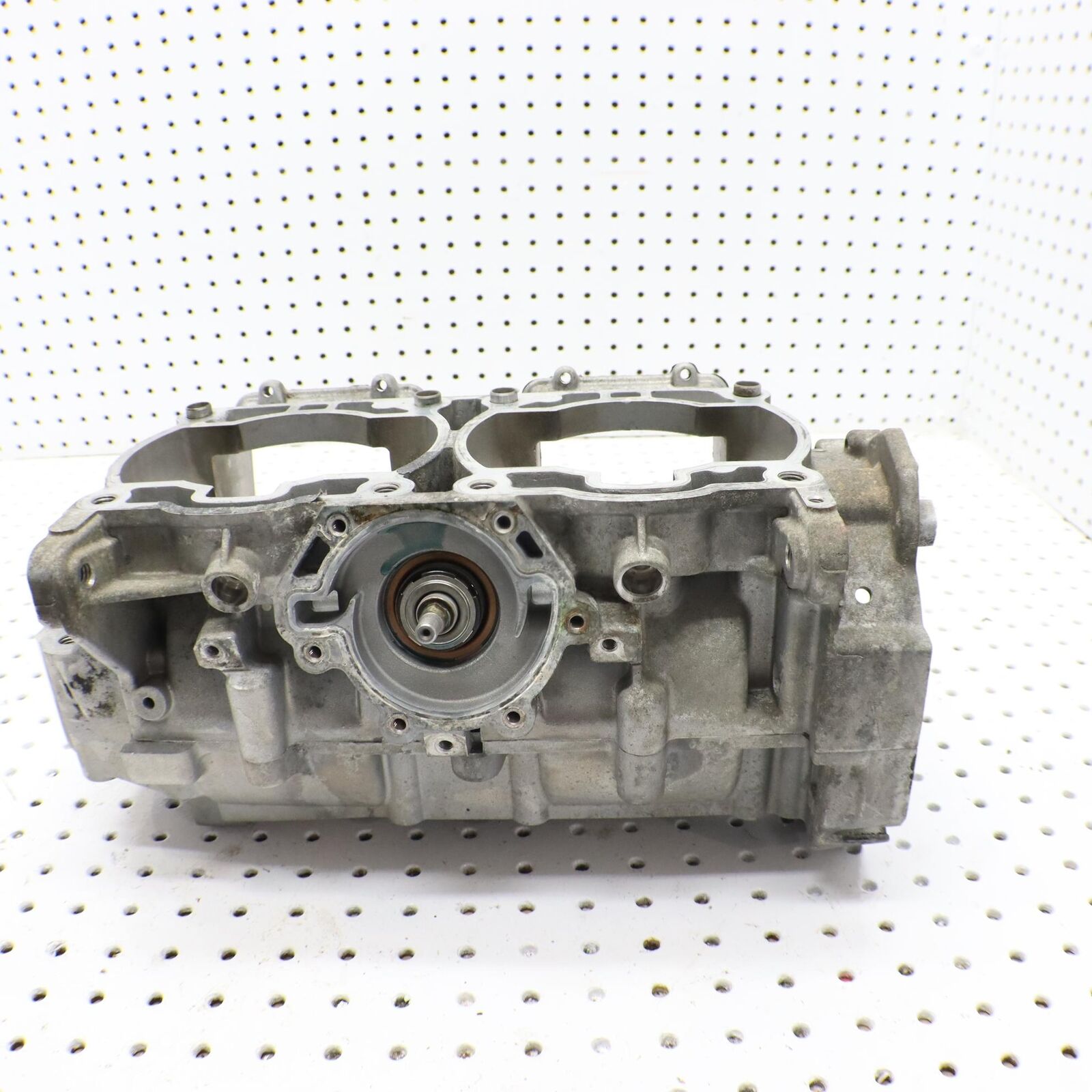 2006 POLARIS FUSION 700 ENGINE MOTOR CASE CASES 2203111
