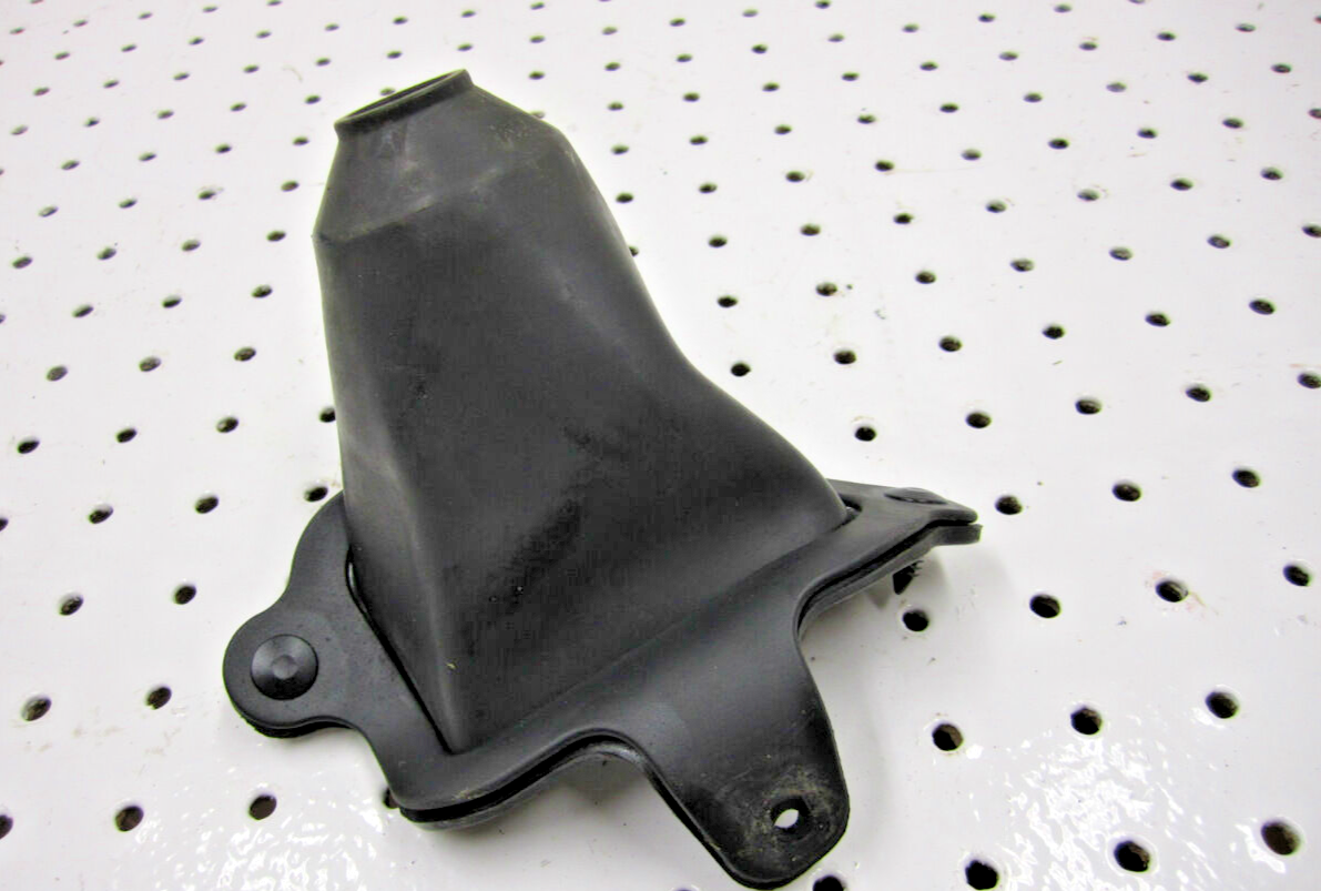 2007 YAMAHA PHAZER PZ50 TIE ROD BOOT LEFT COVER 1 8GC-2198F 8GC-2195E