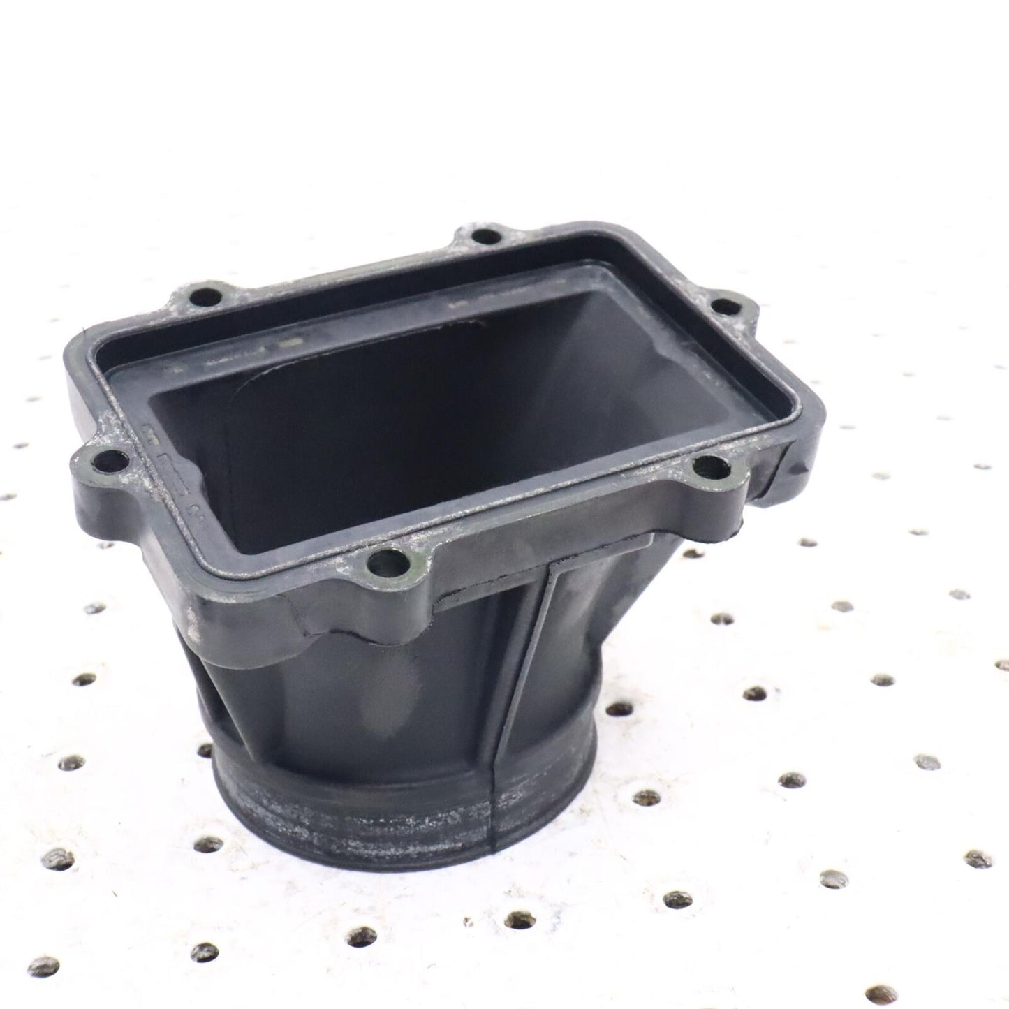 2010 SKI-DOO SUMMIT X 800R Intake Socket 420667470; 420667472