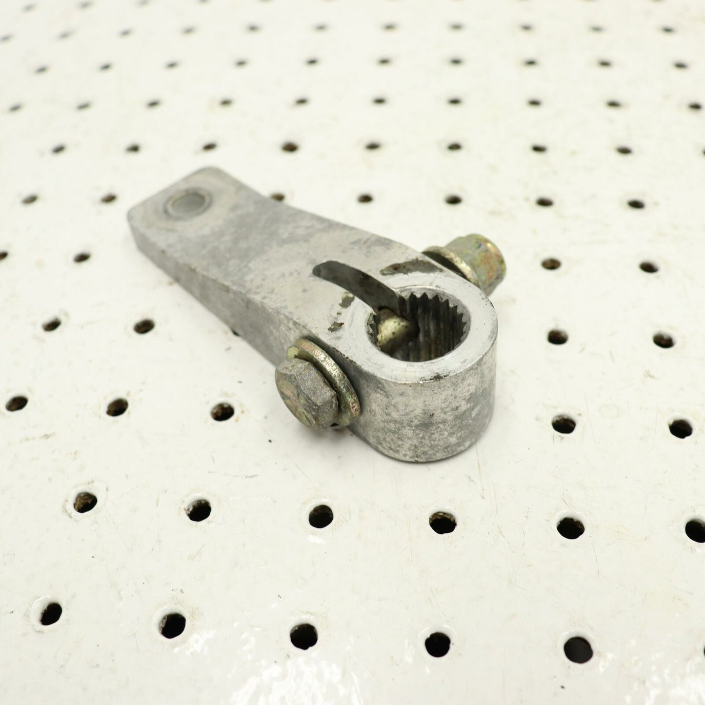 POLARIS STEERING SPINDLE UPPER CONTROL BRACKETS ARM 5133060