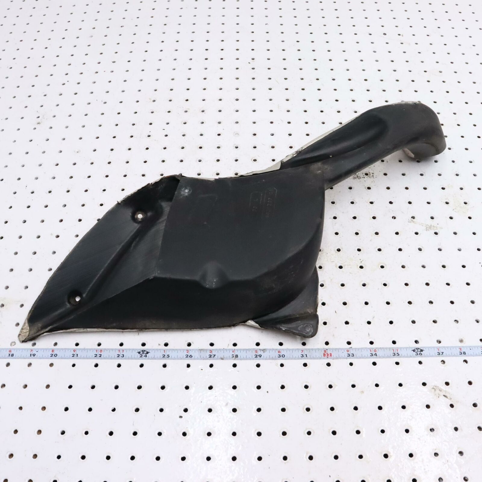 2006 POLARIS FUSION 700 AIR INTAKE BRAKE COOLER DUCT VENT 2633222