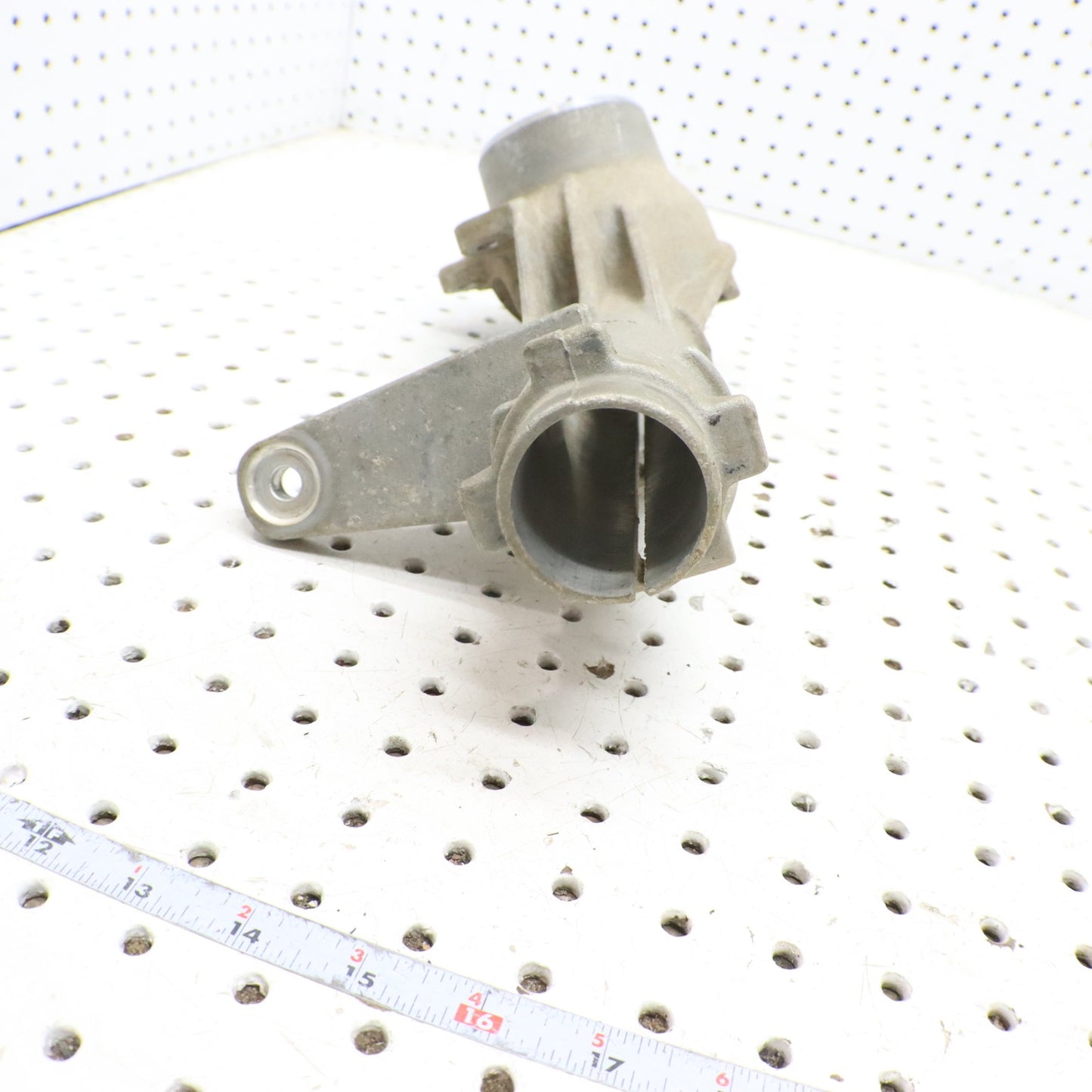 2016 Polaris Sportsman 570 Front Hub Strut LEFT 1822825