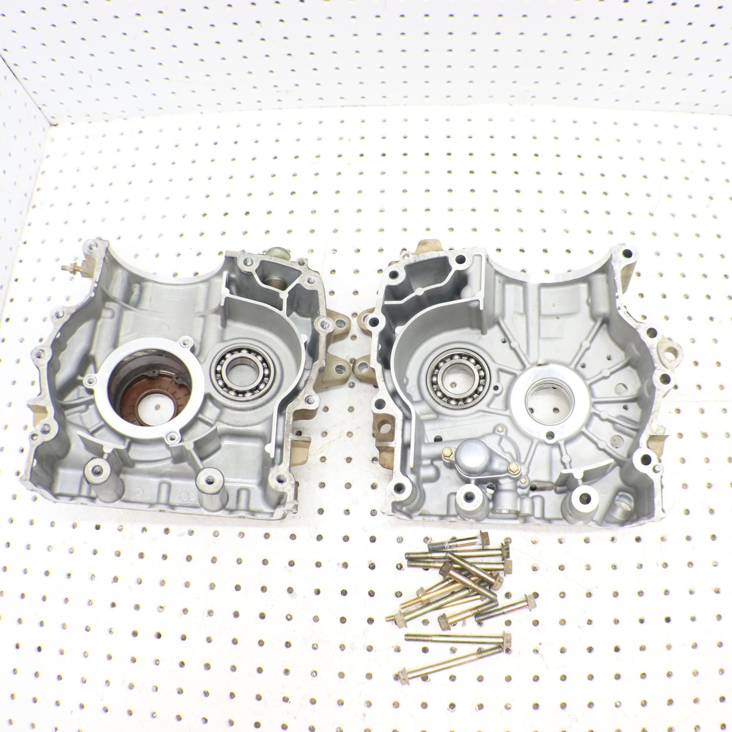 2016 Polaris Sportsman Sp 570 Crankcase Engine Case 2205169; 2206361