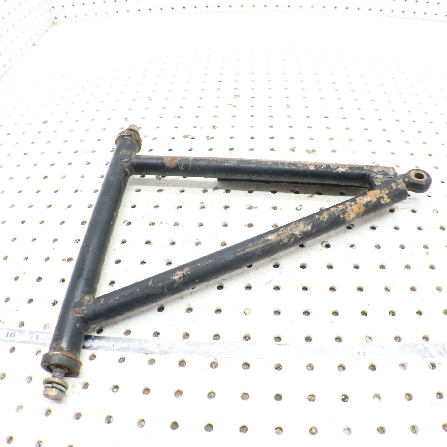 2004 Polaris Sportsman 500 Front Lower Left Control A Arm 2202274; 1541740