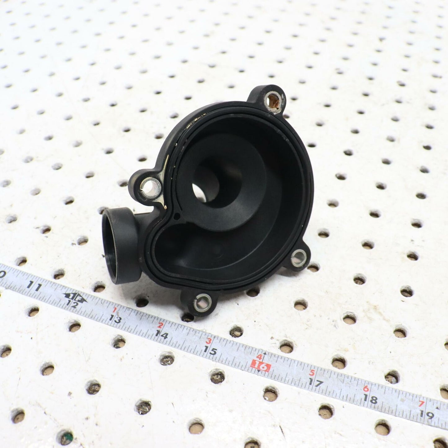 2006 POLARIS SWITCHBACK ENGINE WATER PUMP HOUSING COVER 0452941