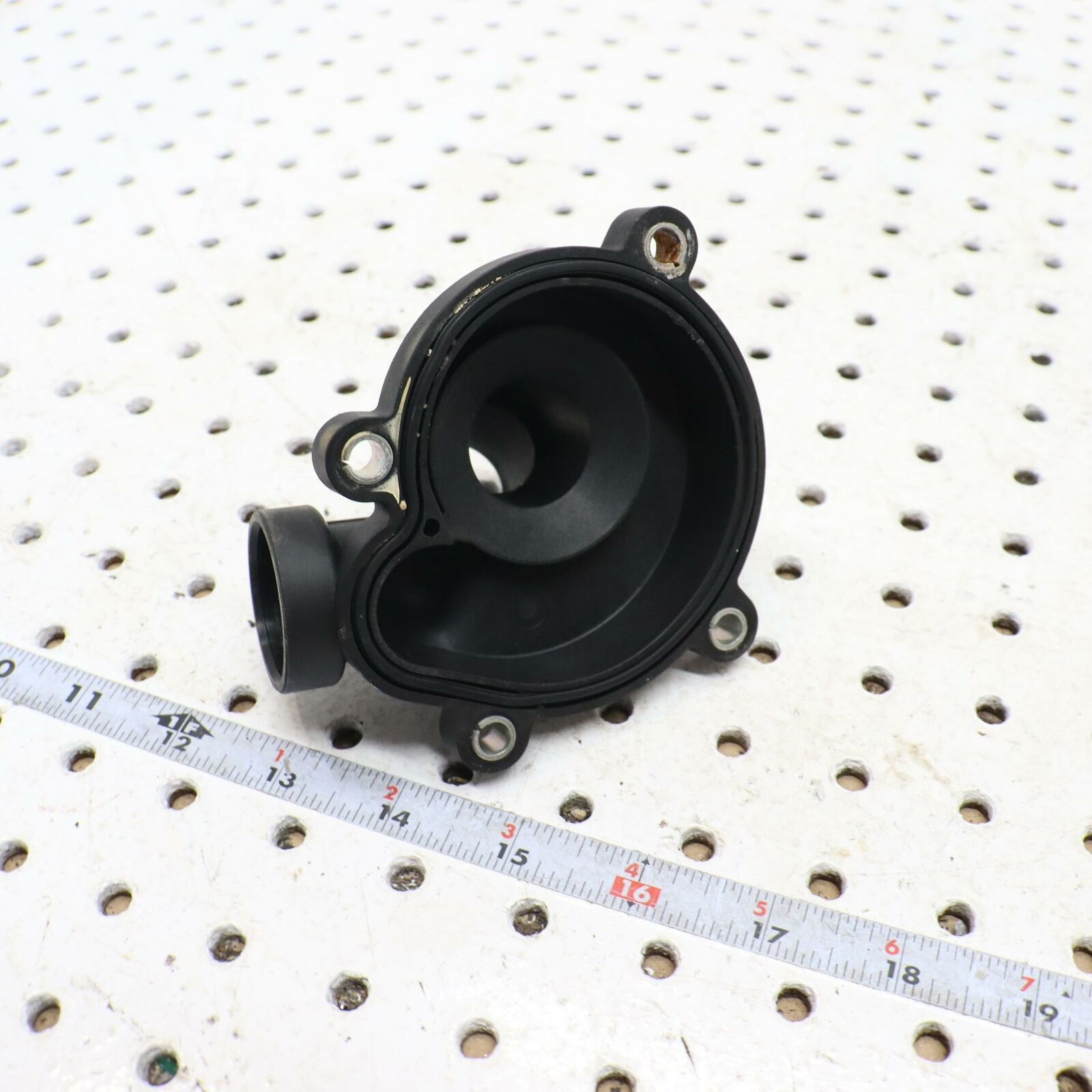 2006 POLARIS SWITCHBACK ENGINE WATER PUMP HOUSING COVER 0452941