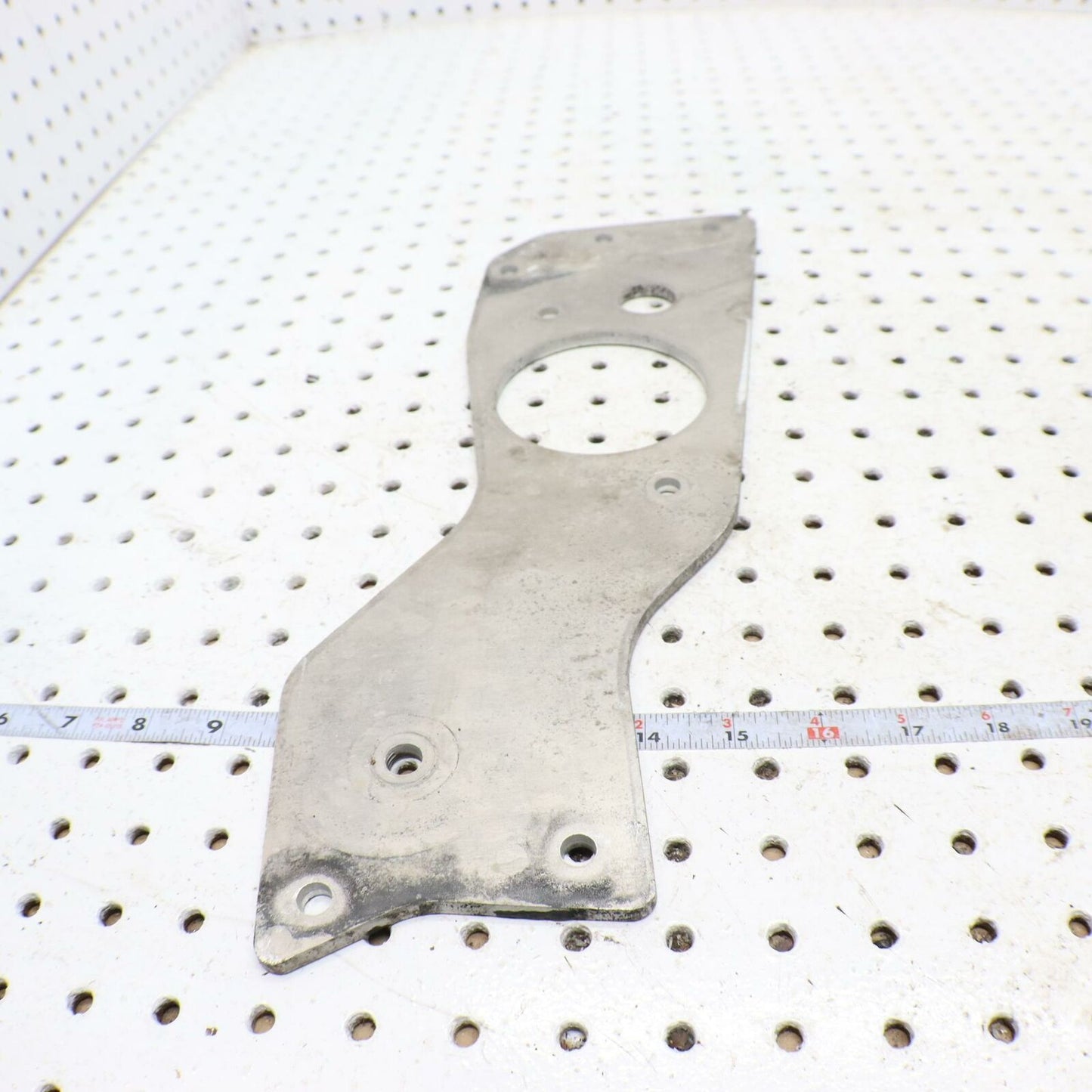 2006 POLARIS SWITCHBACK ENGINE MOTOR MOUNT PLATE  ENGINE STRAP, LH 5248666