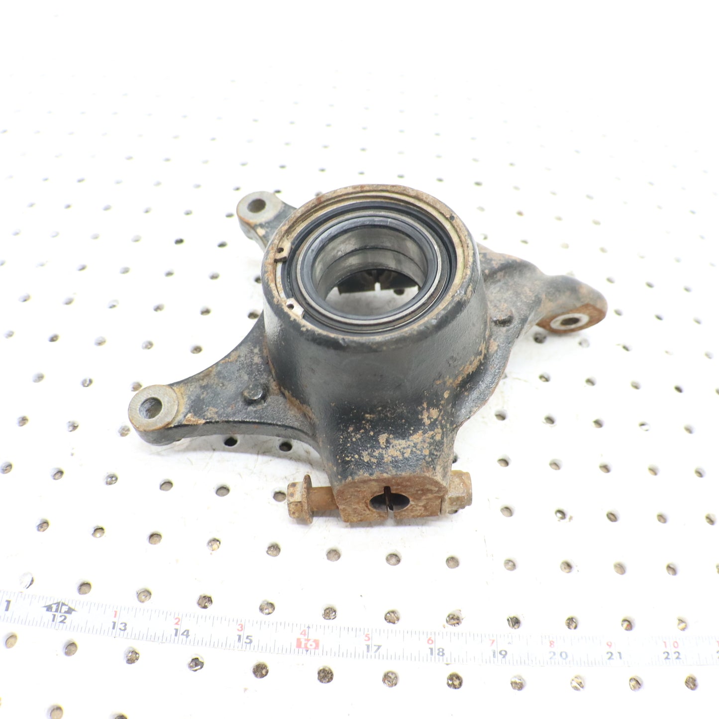 2013 Polaris Ranger Xp 900 Steering Knuckle FRONT LEFT 5138231; 5139976