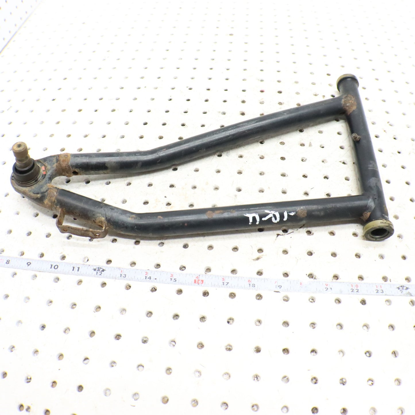 2009 Polaris Rzr 800 Lower Front Right Control A Arm 1015456-458; 1018206-458