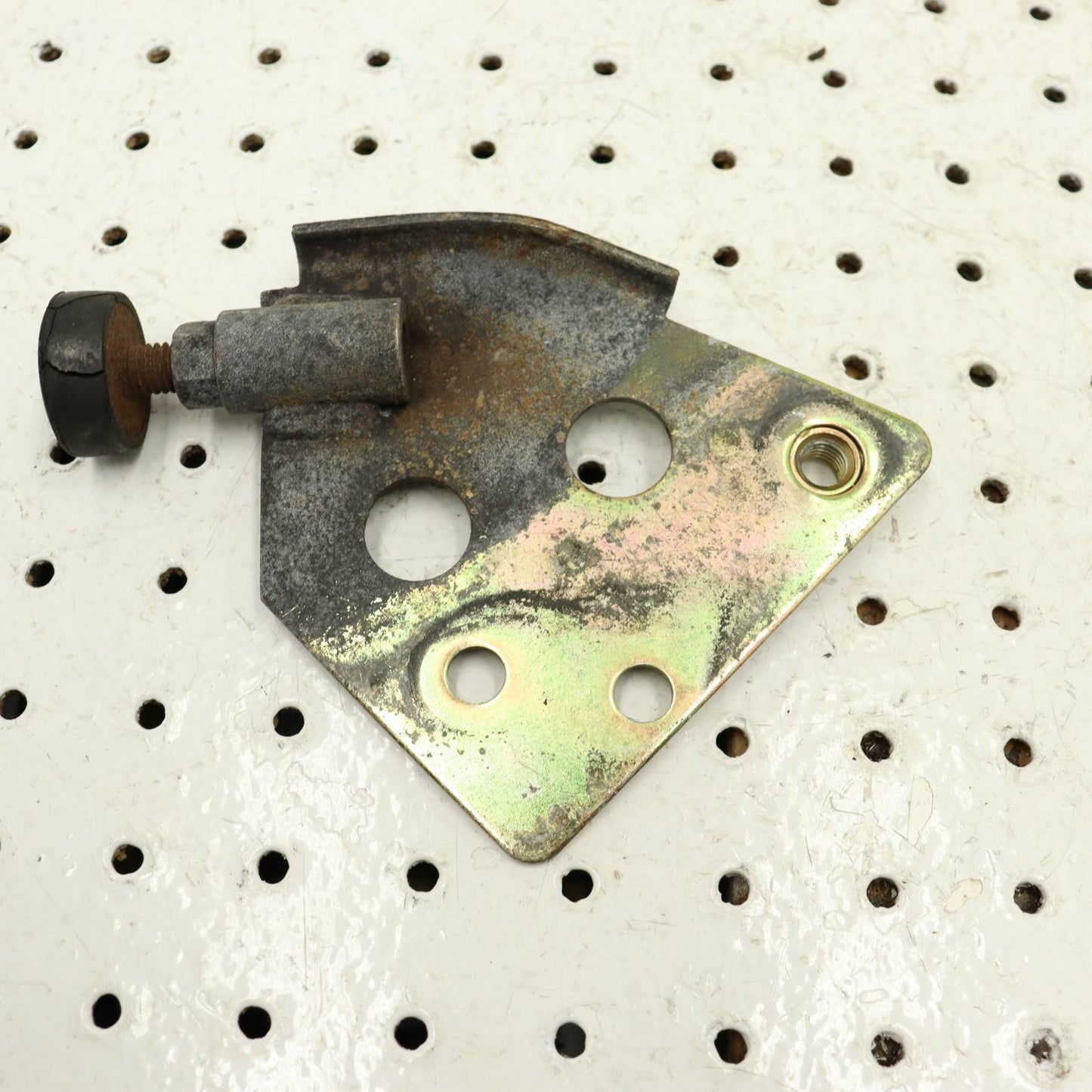 POLARIS ENGINE MOUNT TORQUE ARM 1013379 1013379