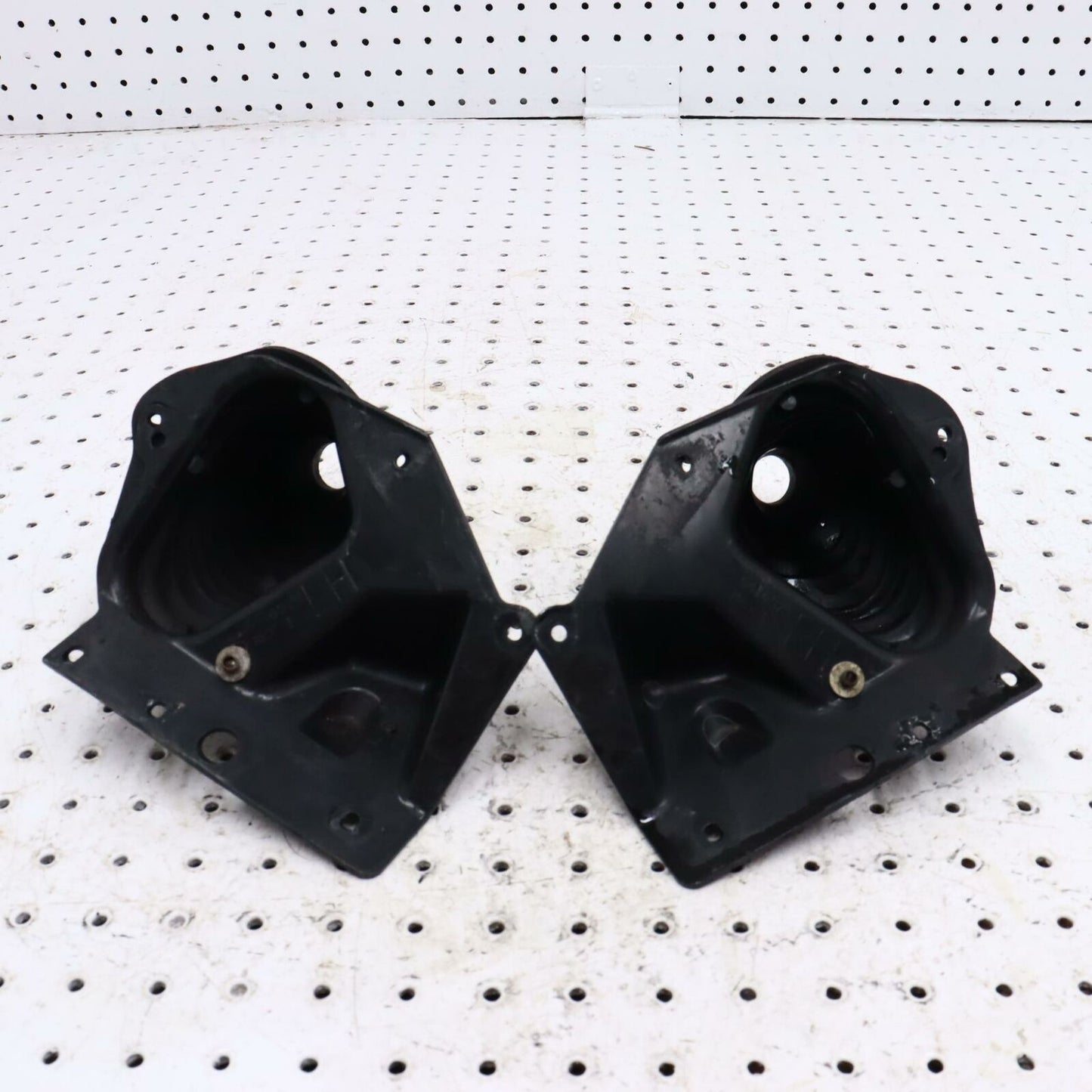 2007 POLARIS SWITCHBACK 600 TIE ROD BOOTS 5433533; 5433532
