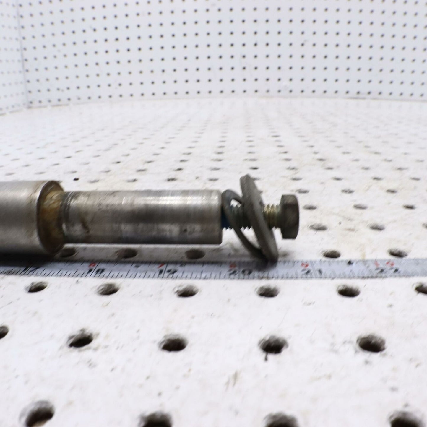 2009 POLARIS RMK 700 REAR SUSPENSION SHAFT 5135305