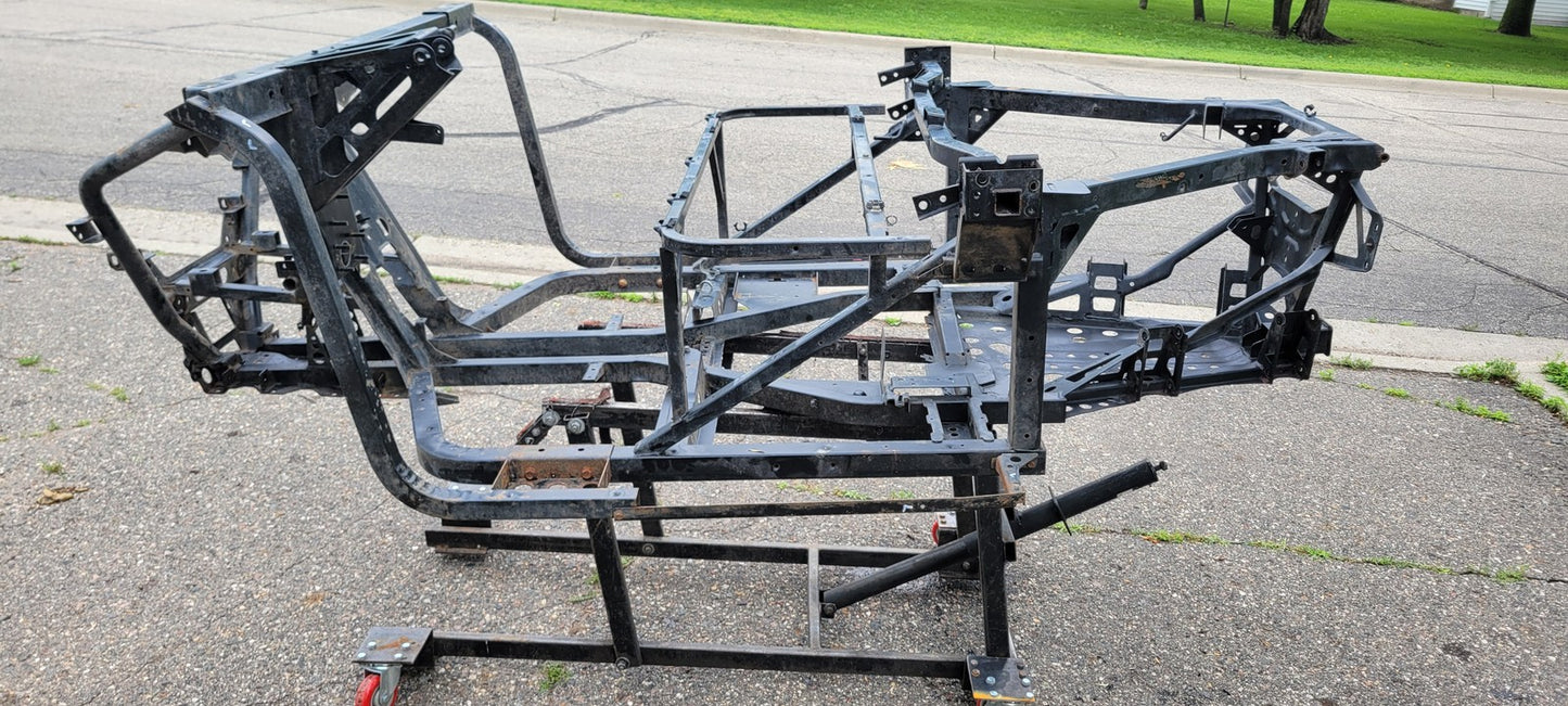 2013 Polaris Ranger Xp 900 Frame Chassis 1019460-458 LOCAL PICKUP ONLY!!