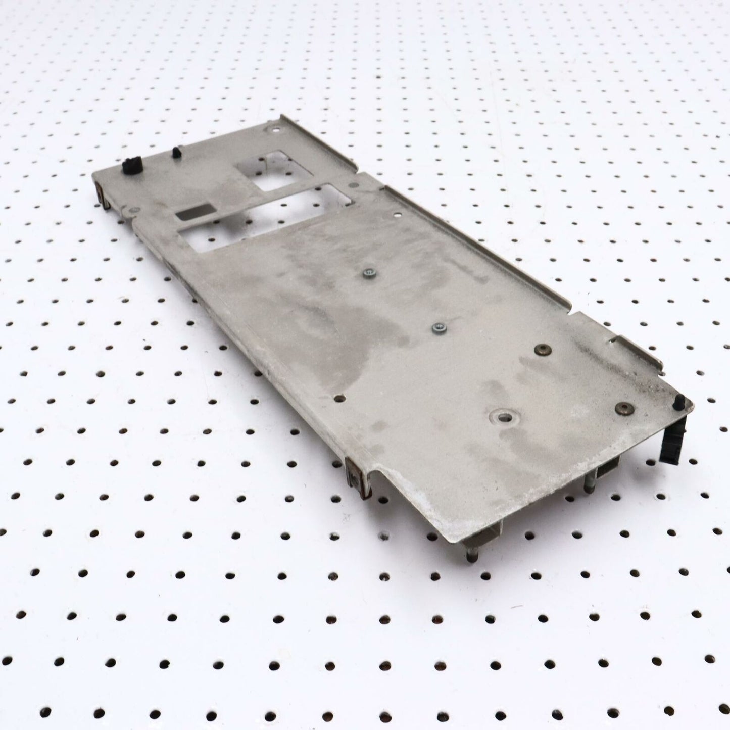2007 POLARIS IQ 600 ASM PLATE, ELEC CENTER 1015761