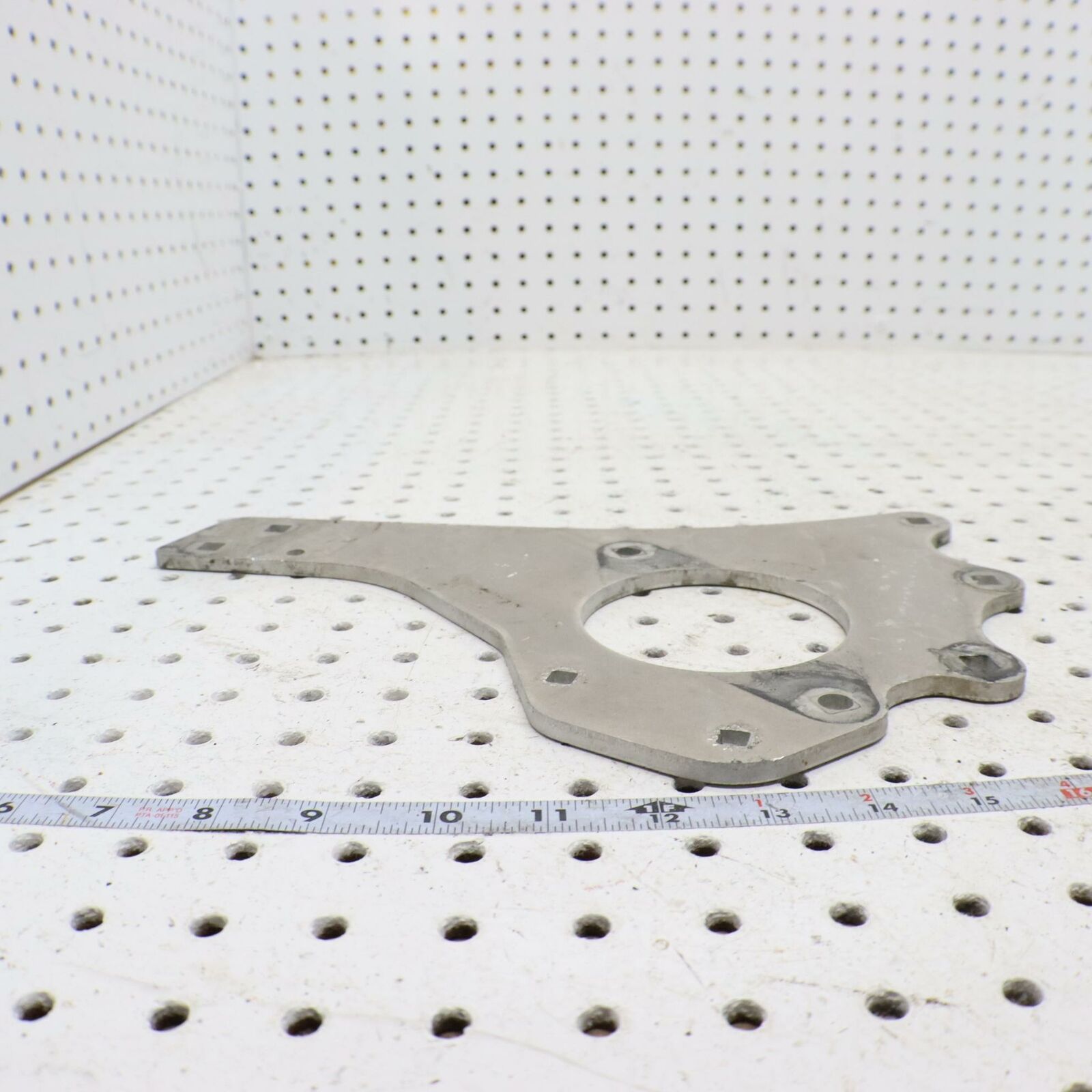 2006 POLARIS SWITCHBACK ENGINE MOTOR MOUNT PLATE ENGINE STRAP, RH 5247597