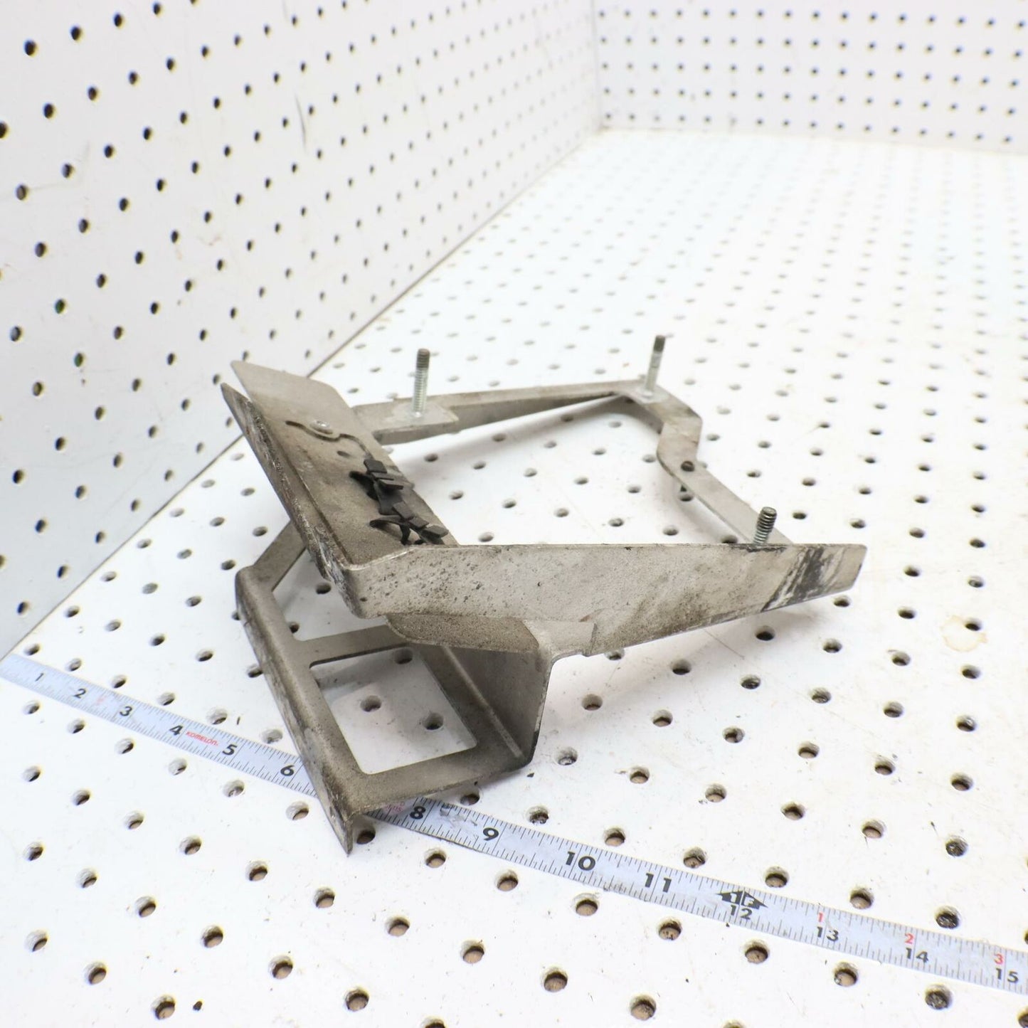 2006 POLARIS FUSION 700 ECU CDI ECM COMPUTER BRACKET MOUNT 1015185