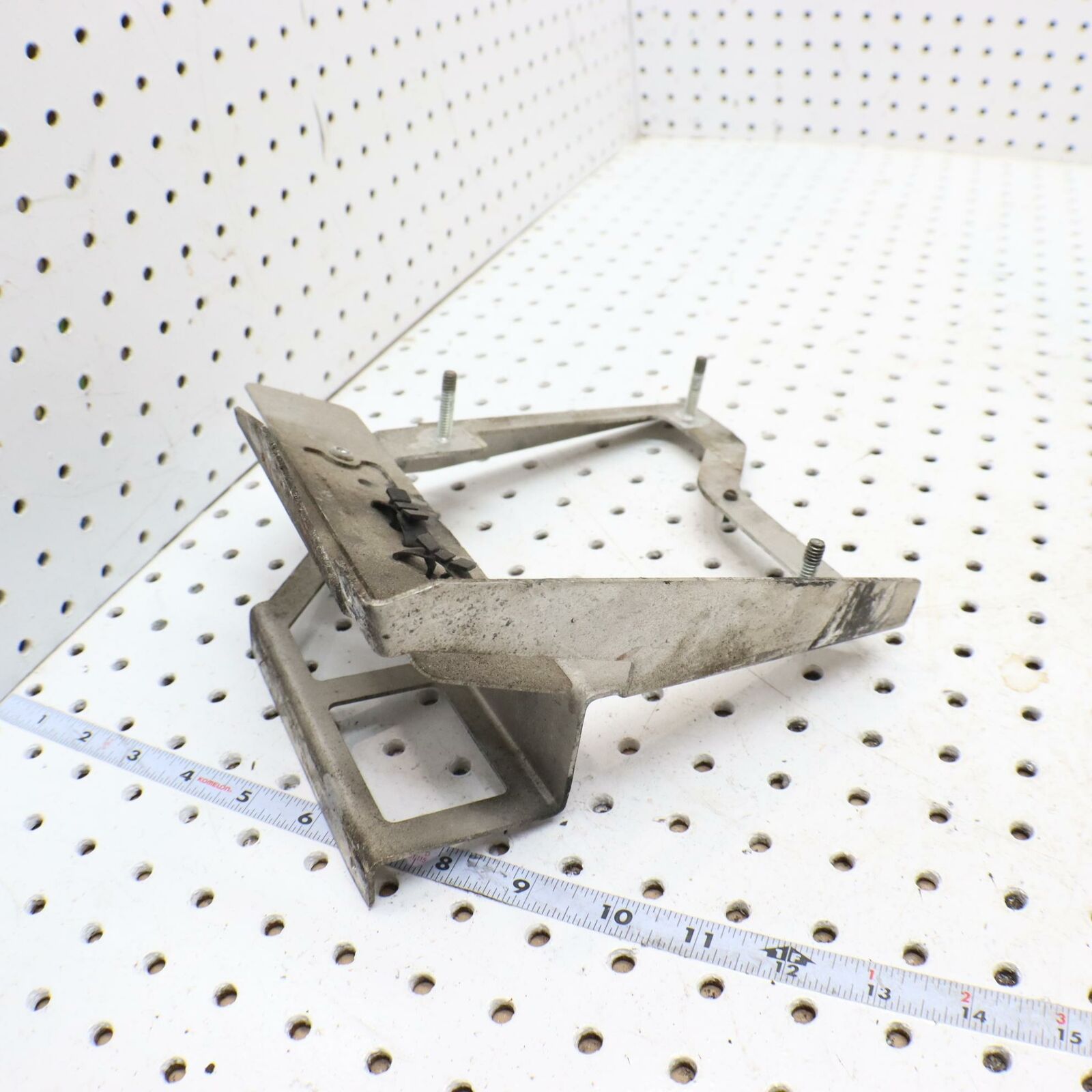2006 POLARIS FUSION 700 ECU CDI ECM COMPUTER BRACKET MOUNT 1015185