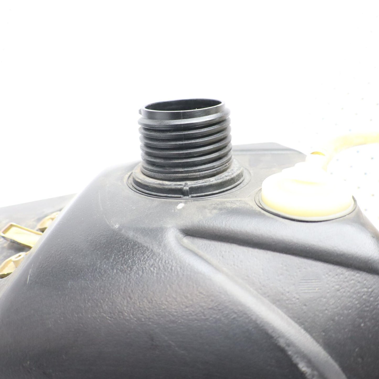 2015 POLARIS PRO RMK 800 GAS TANK FUEL TANK 2521010; 2522102