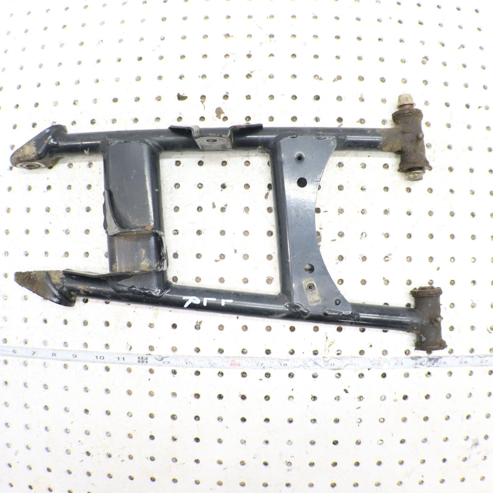 2009 POLARIS SPORTSMAN XP 850 LOWER LEFT REAR CONTROL A ARM  1015128-067 1017256