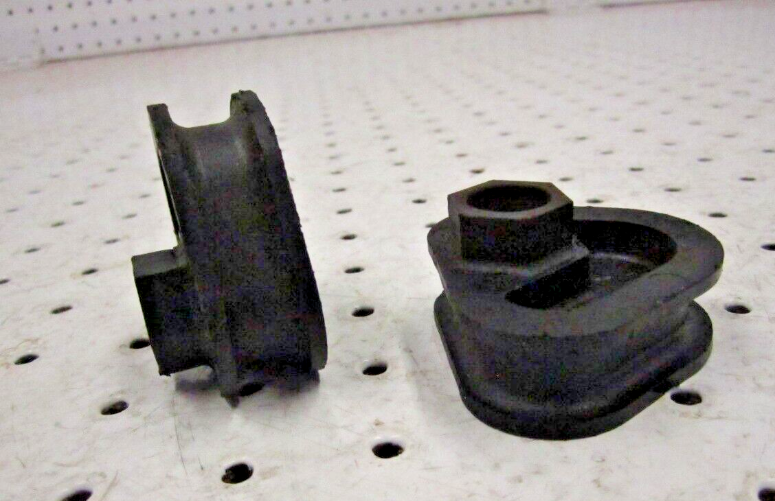 2004 ARCTIC CAT SABERCAT 600 EFI LX SPRING ADJUSTER BLOCKS 1604-207, 1604-205