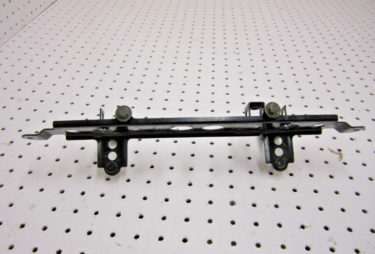 2014 KYMCO MXU 700i LE 4X4 UPPER RADIATOR BRACKET 64317 64317-LKM5-E00