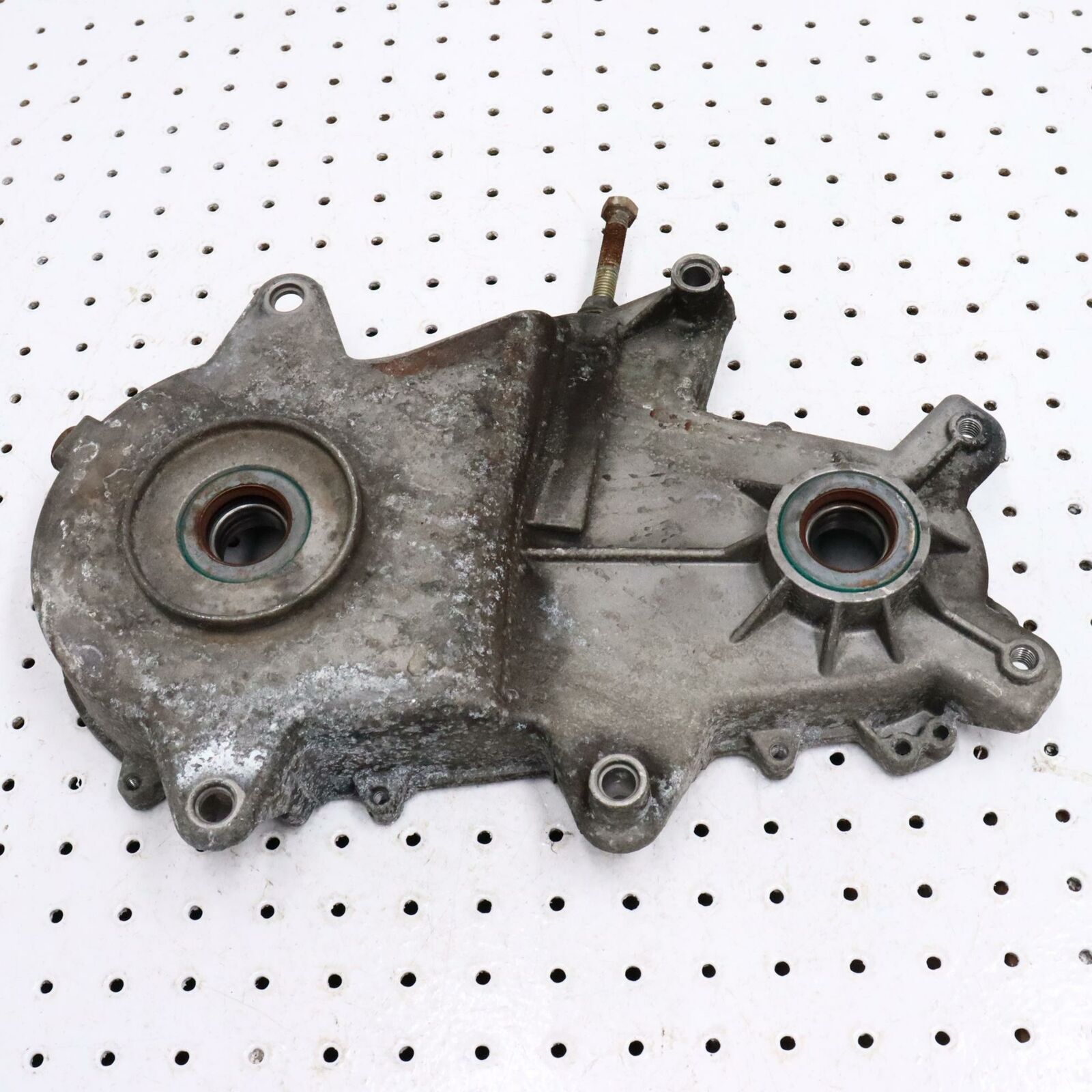 2006 POLARIS FUSION 700 TRACK CHAIN HOUSING CASE 2203548
