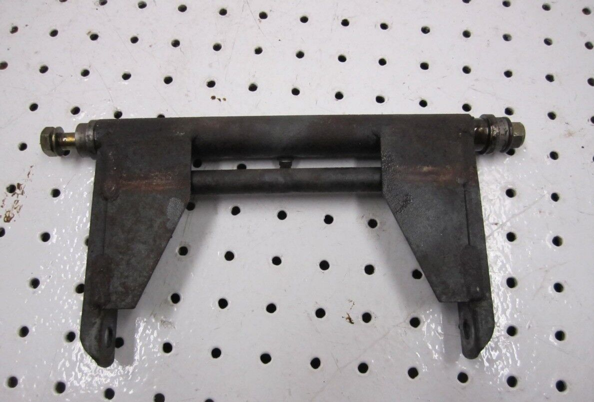 2007 ARCTIC CAT M8 153 REAR PIVOT ARM 1704-593