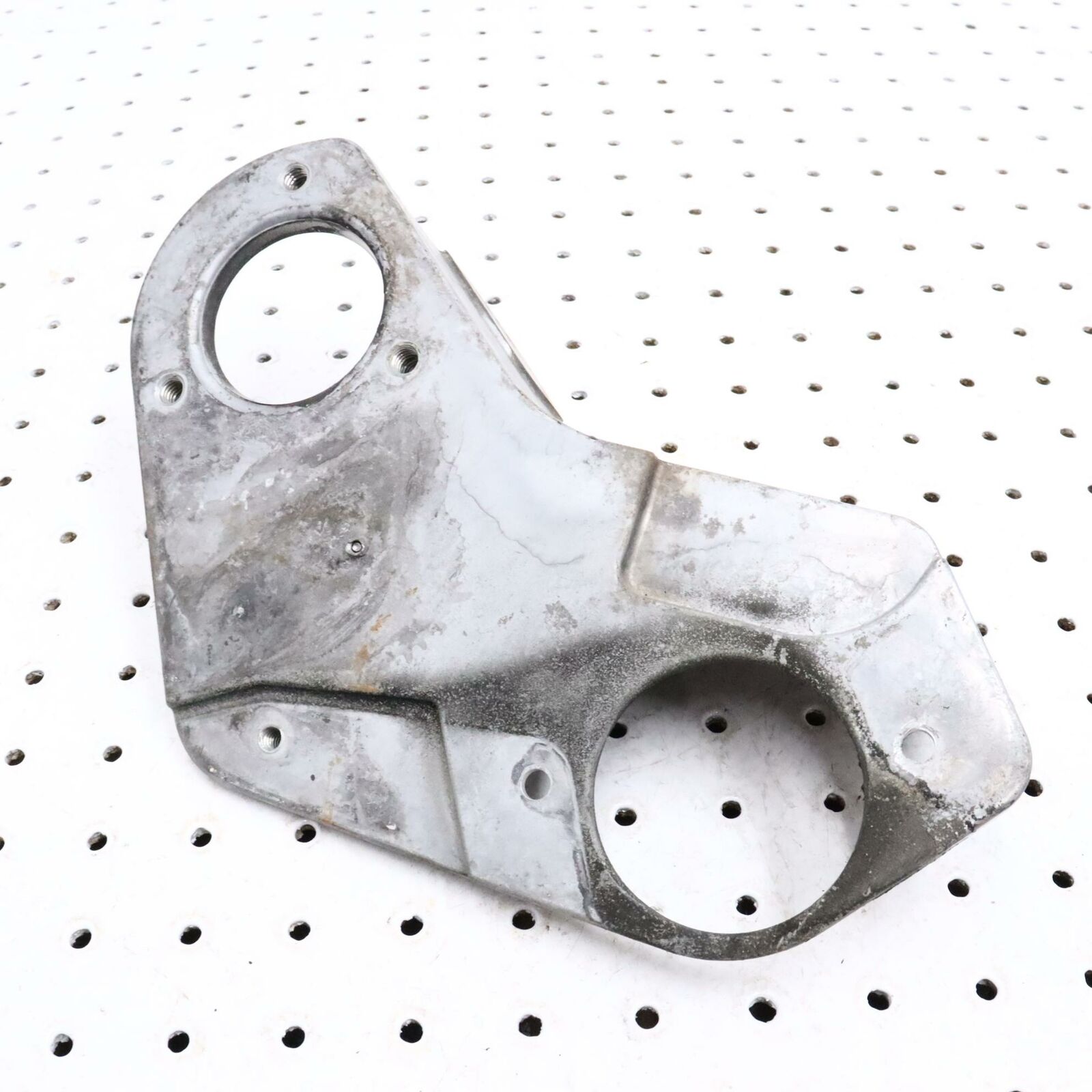 2006 POLARIS FUSION 700 ENGINE MOTOR MOUNT BRACKET  5134870