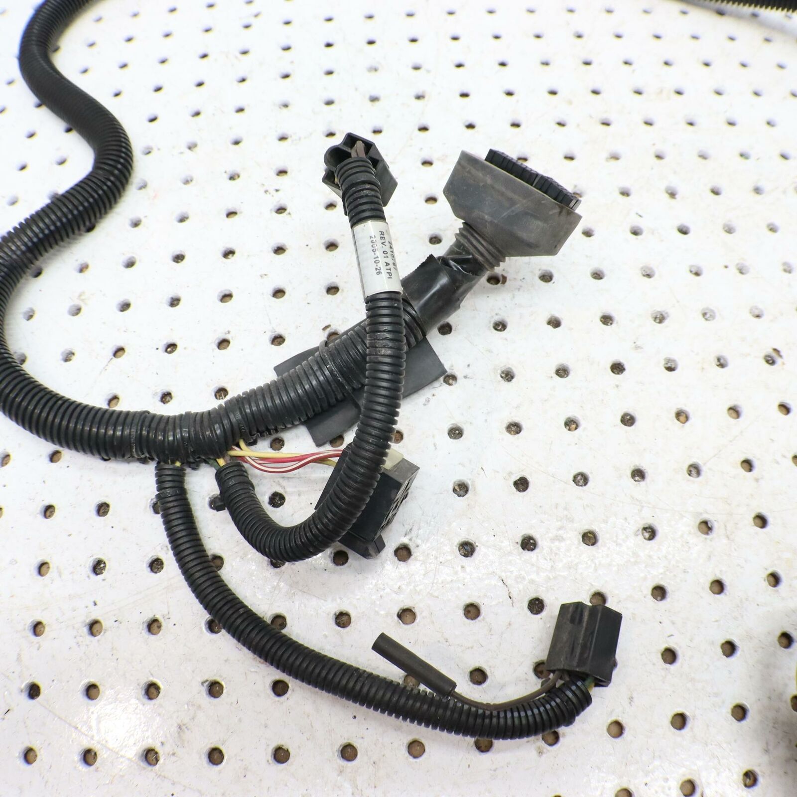 2006 POLARIS SWITCHBACK HEADLIGHT HOOD GAUGE WIRING HARNESS WIRE 2461236 2410767