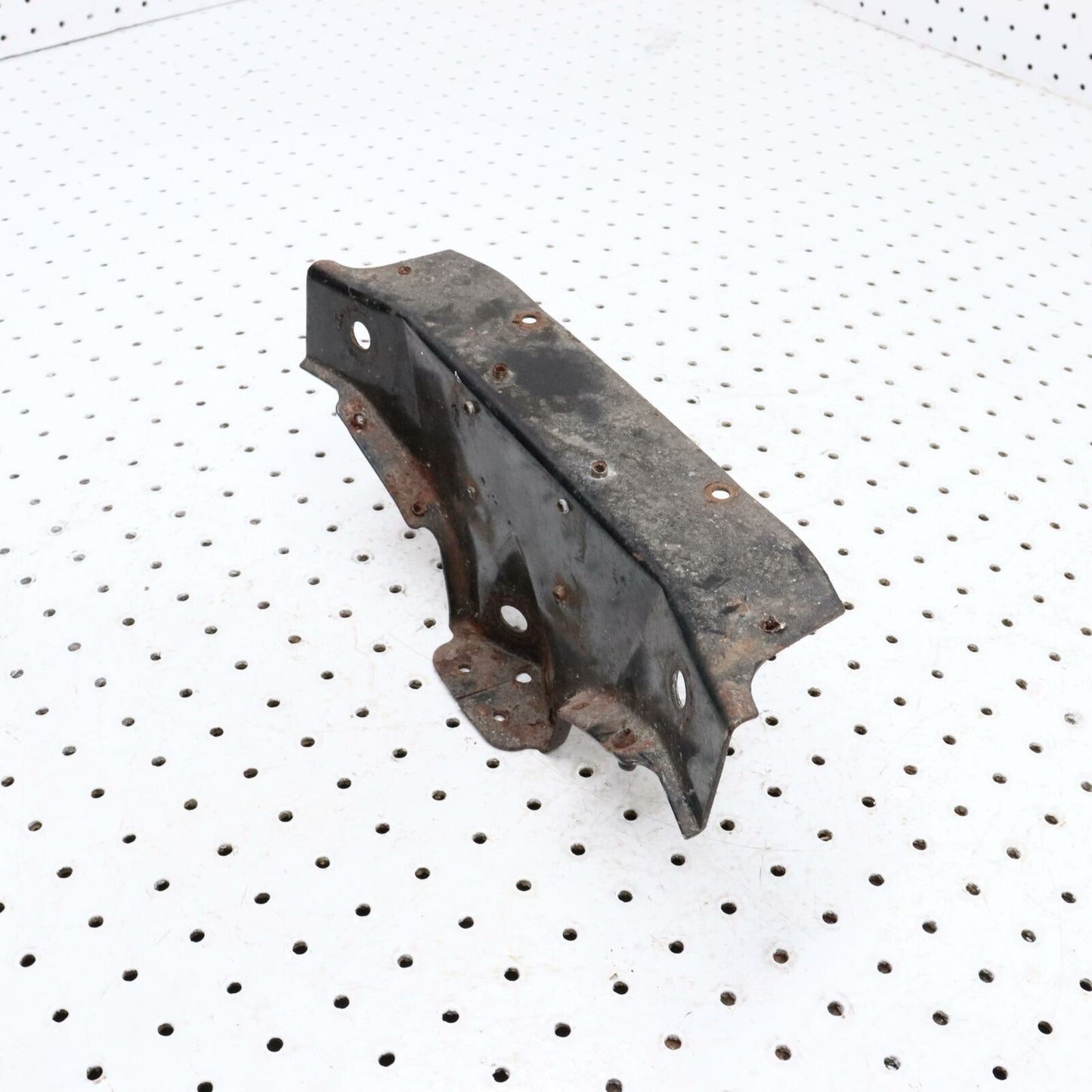 POLARIS RADIUS ROD MOUNT BRKT, RAD. ROD SUPPORT, BLK 5244049-067