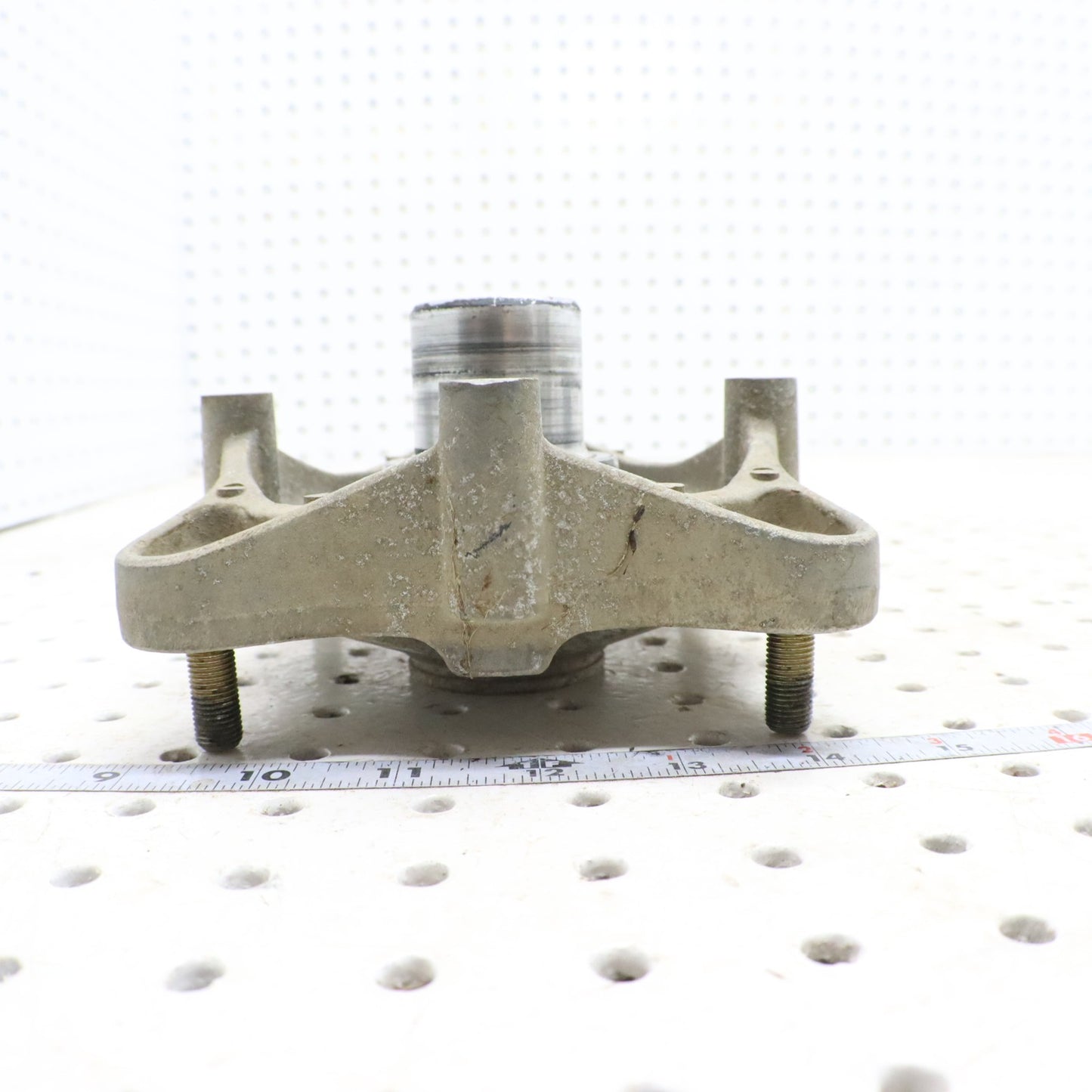 2008 Polaris Sportsman 800 Wheel Hub 5135113; 5143629 REAR