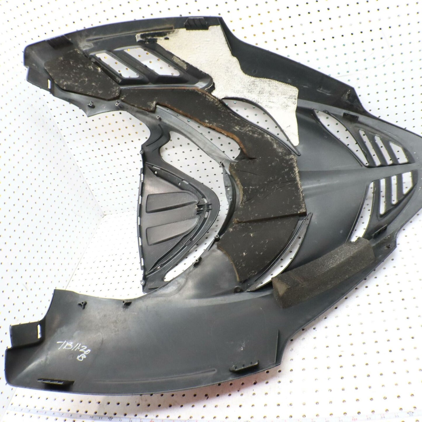 2006 POLARIS SWITCHBACK HOOD SHROUD FST