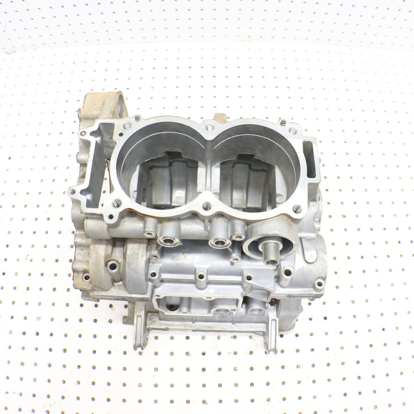 2013 Polaris Ranger Xp 900 Crank Case Engine Case 2204947, 2207371 GOOD!!