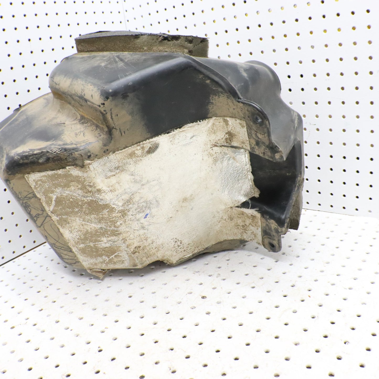 2015 Polaris Sportsman 570 Fuel Tank Gas Tank 2521333; 5450117