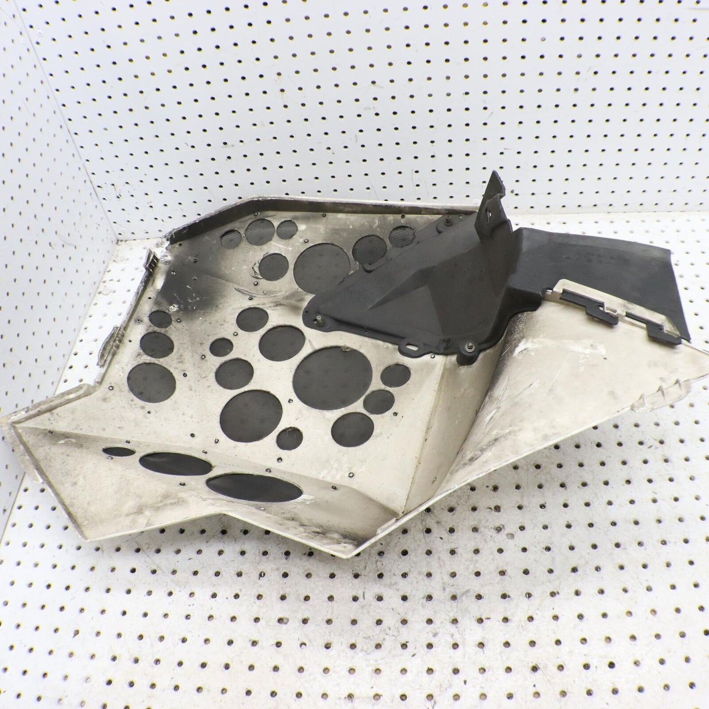 2011 SKI-DOO SUMMIT 800R LEFT SIDE LOWER BELLY PAN PANEL 517304426