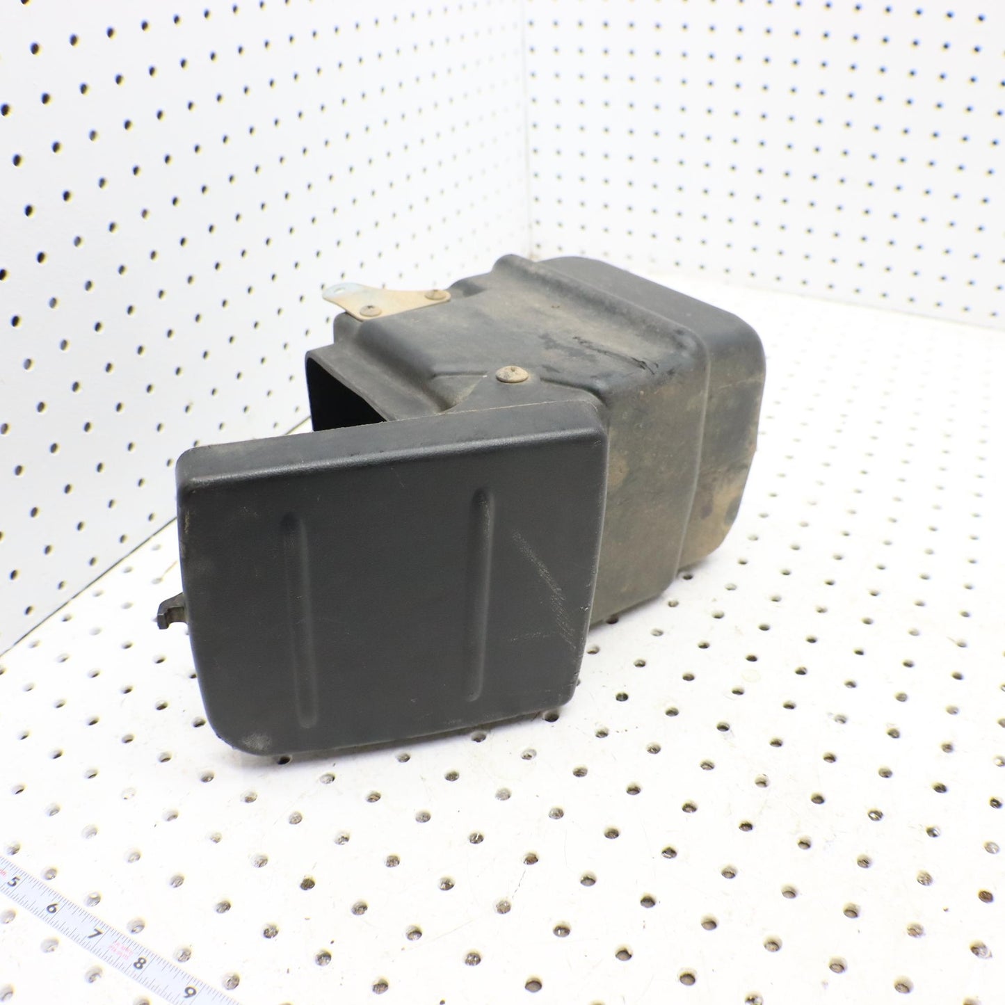 2016 SUZUKI KING QUAD 500 STORAGE BOX REAR 93100-31GA0; 93100-31GA2