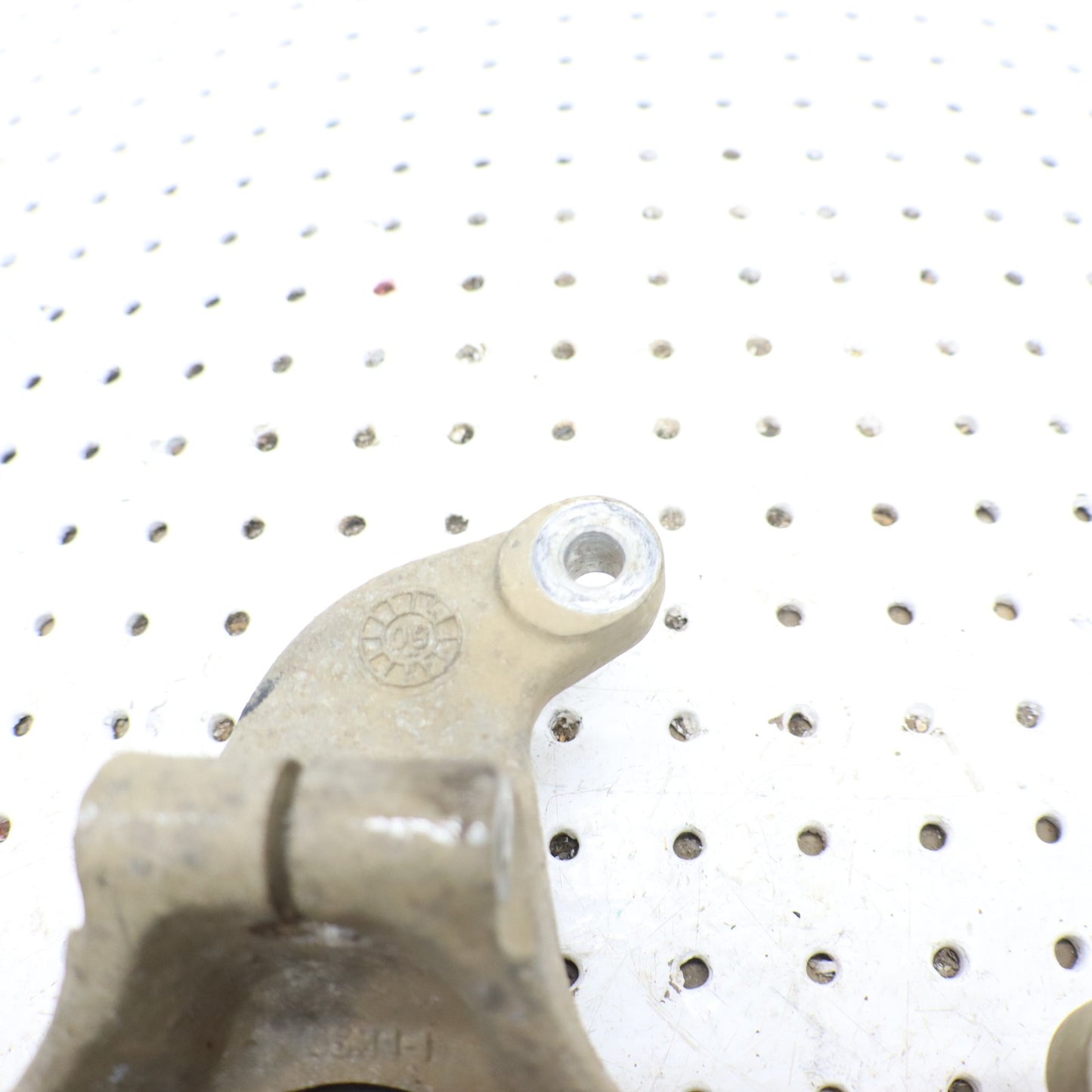 2009 Polaris Sportsman Xp 850 Steering Knuckle RIGHT 5136734; 5143614
