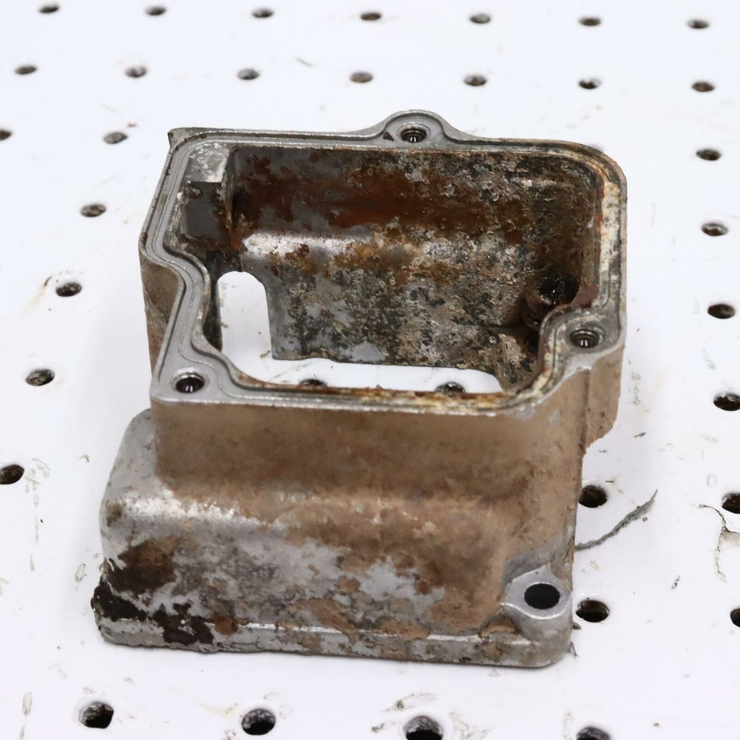 1996 POLARIS SCRAMBLER 400 OIL PUMP HOUSING 3085279