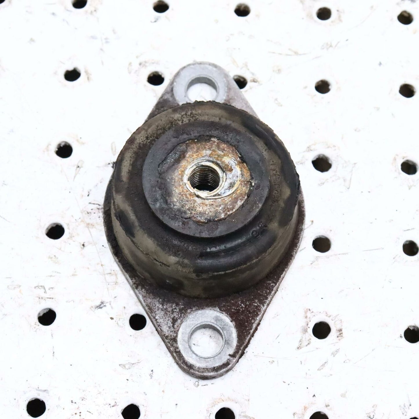 2013 ARCTIC CAT F5 ENGINE MOTOR MOUNT 0608-496