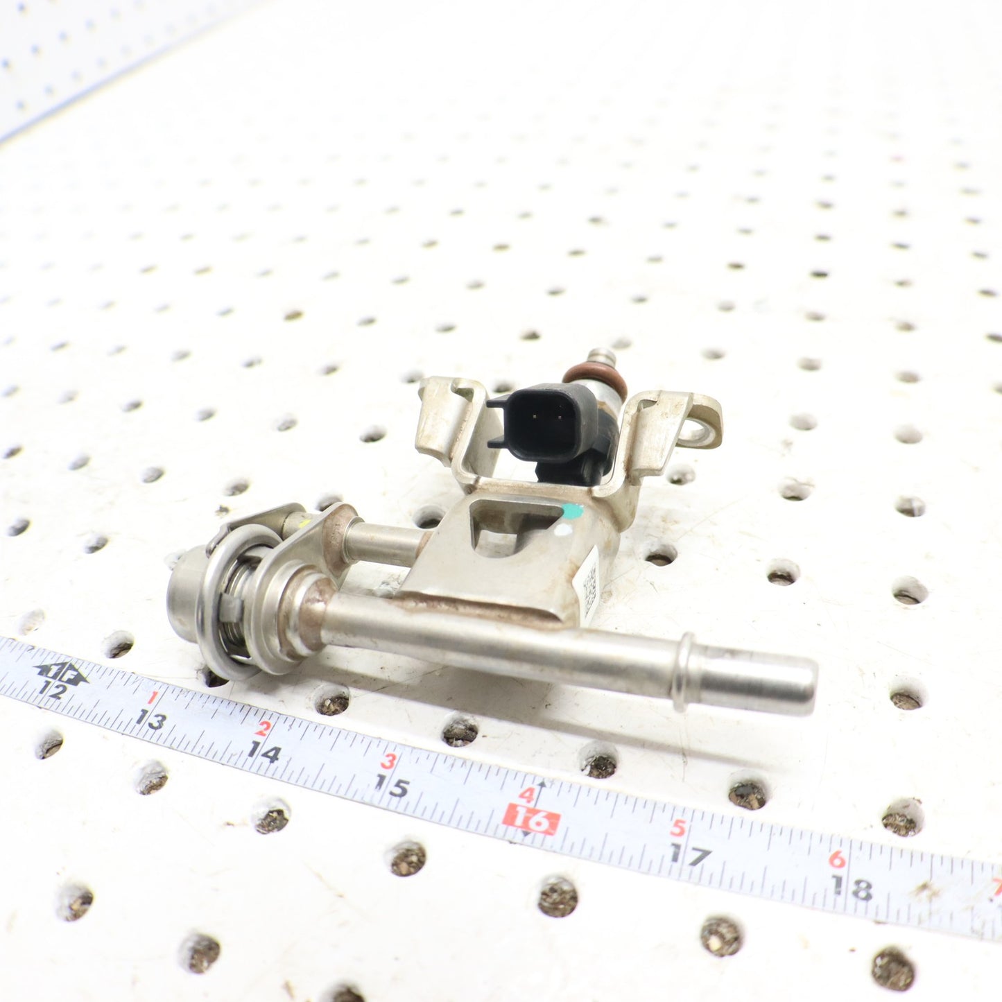 2016 Polaris Sportsman Sp 570 Fuel Injector & RAIL 2521068; 2521403