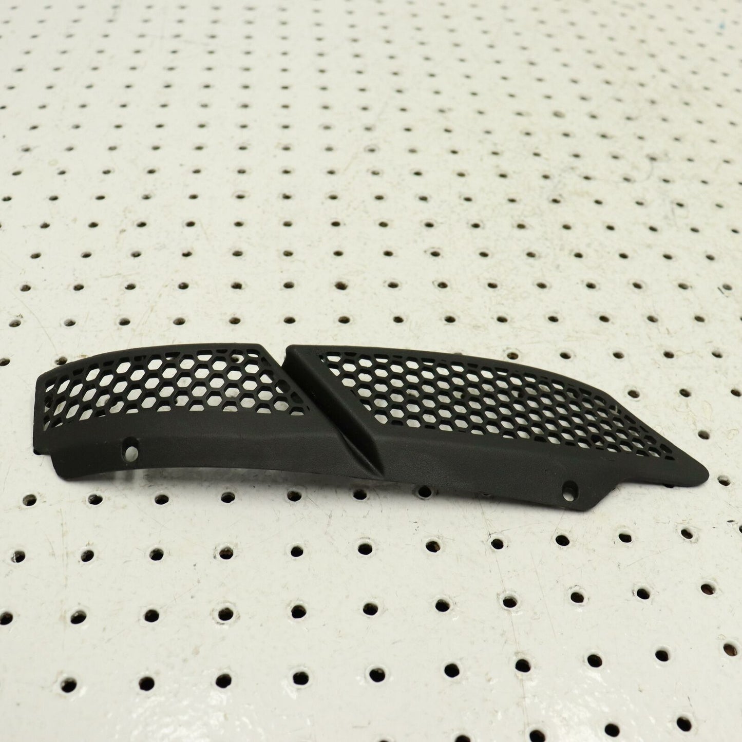 2007 POLARIS RMK 600 HOOD VENT SCREEN 5435848-070