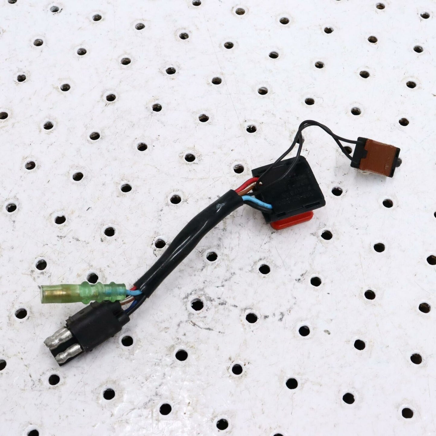 2006 POLARIS SWITCHBACK CUT OFF EMERGENCY BUTTON KILL SWITCH 4011280; 4013379