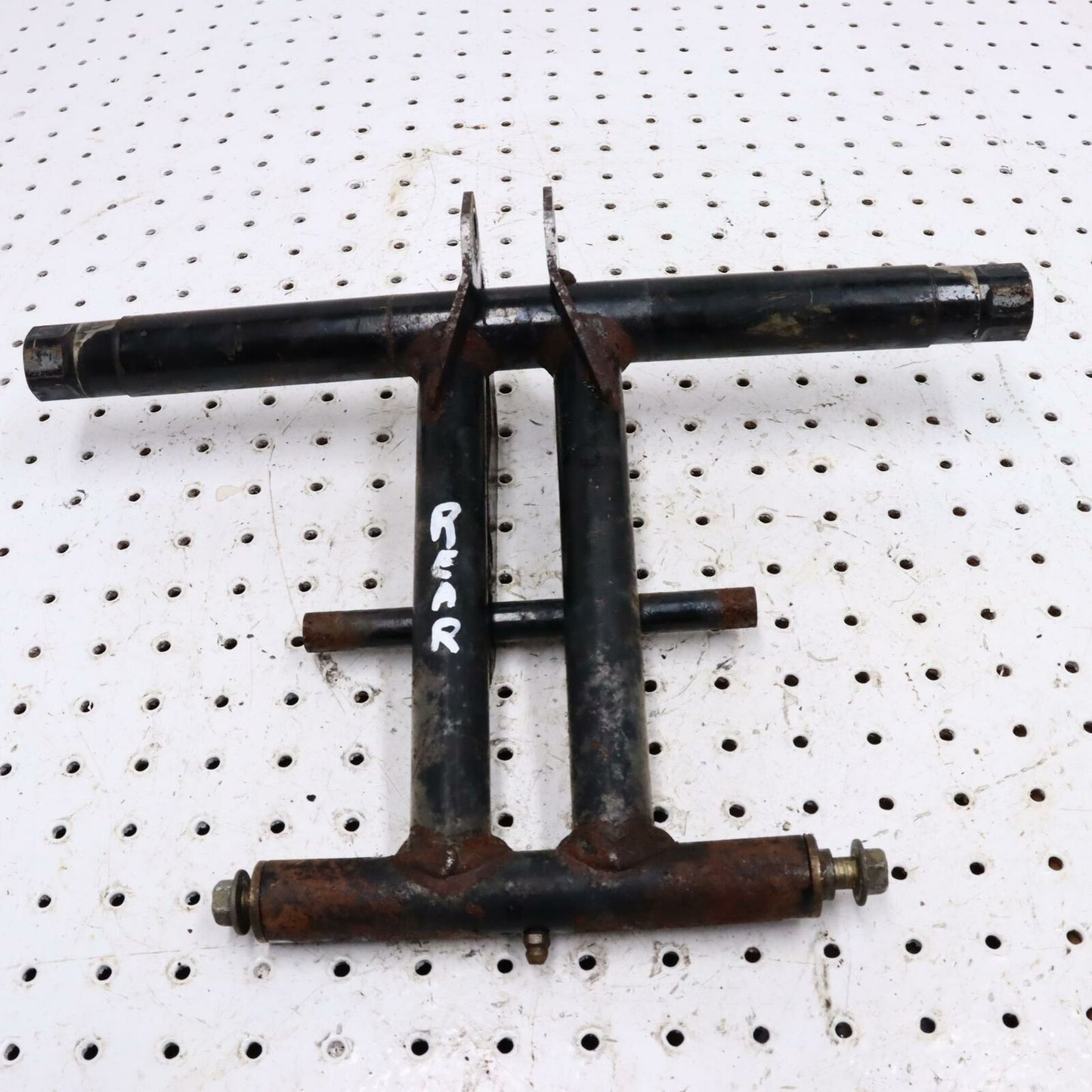 2013 ARCTIC CAT F5 REAR BACK SUSPENSION FRONT TORQUE PIVOT ARM 1704-619